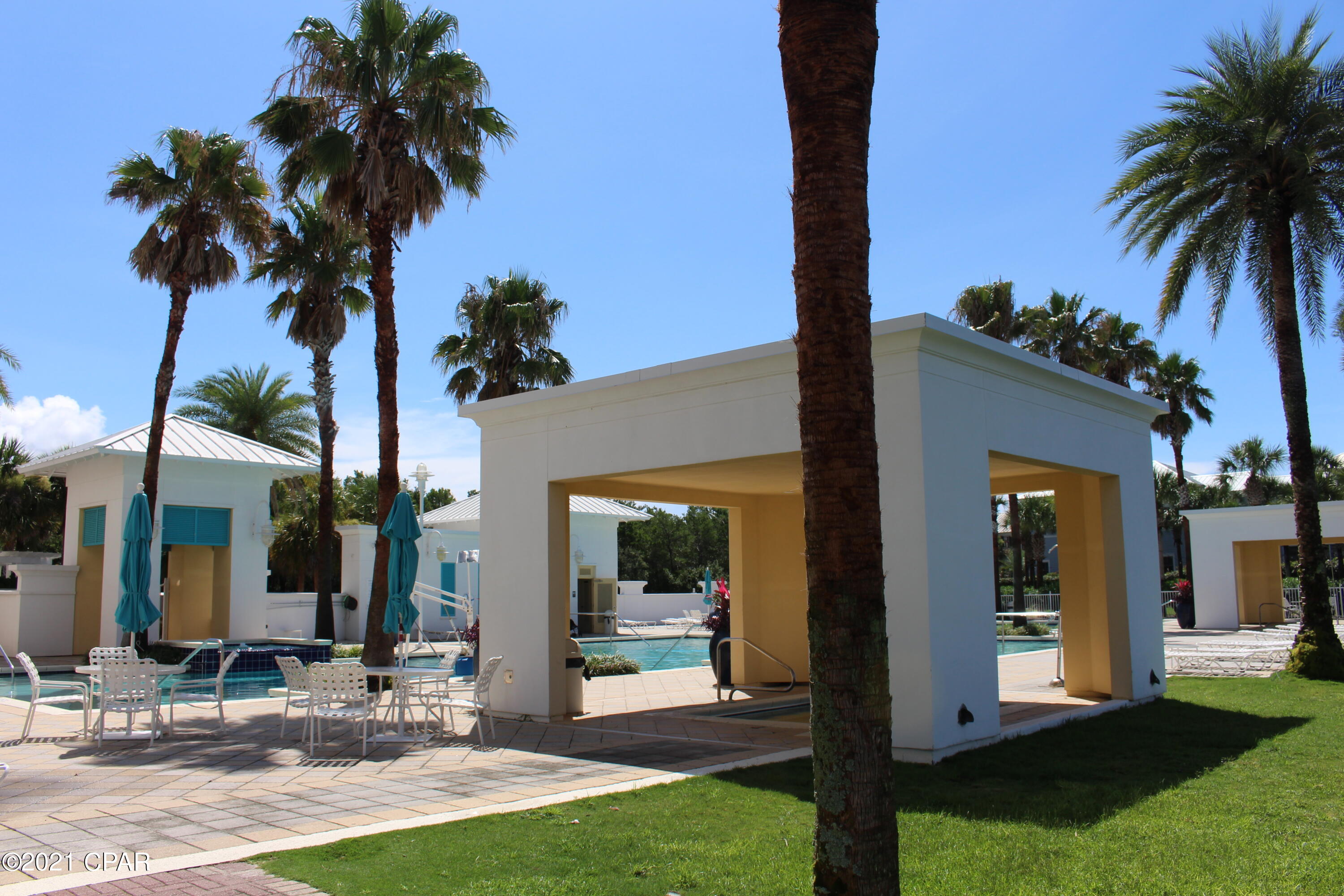 Carillon Beach Inn - Residential