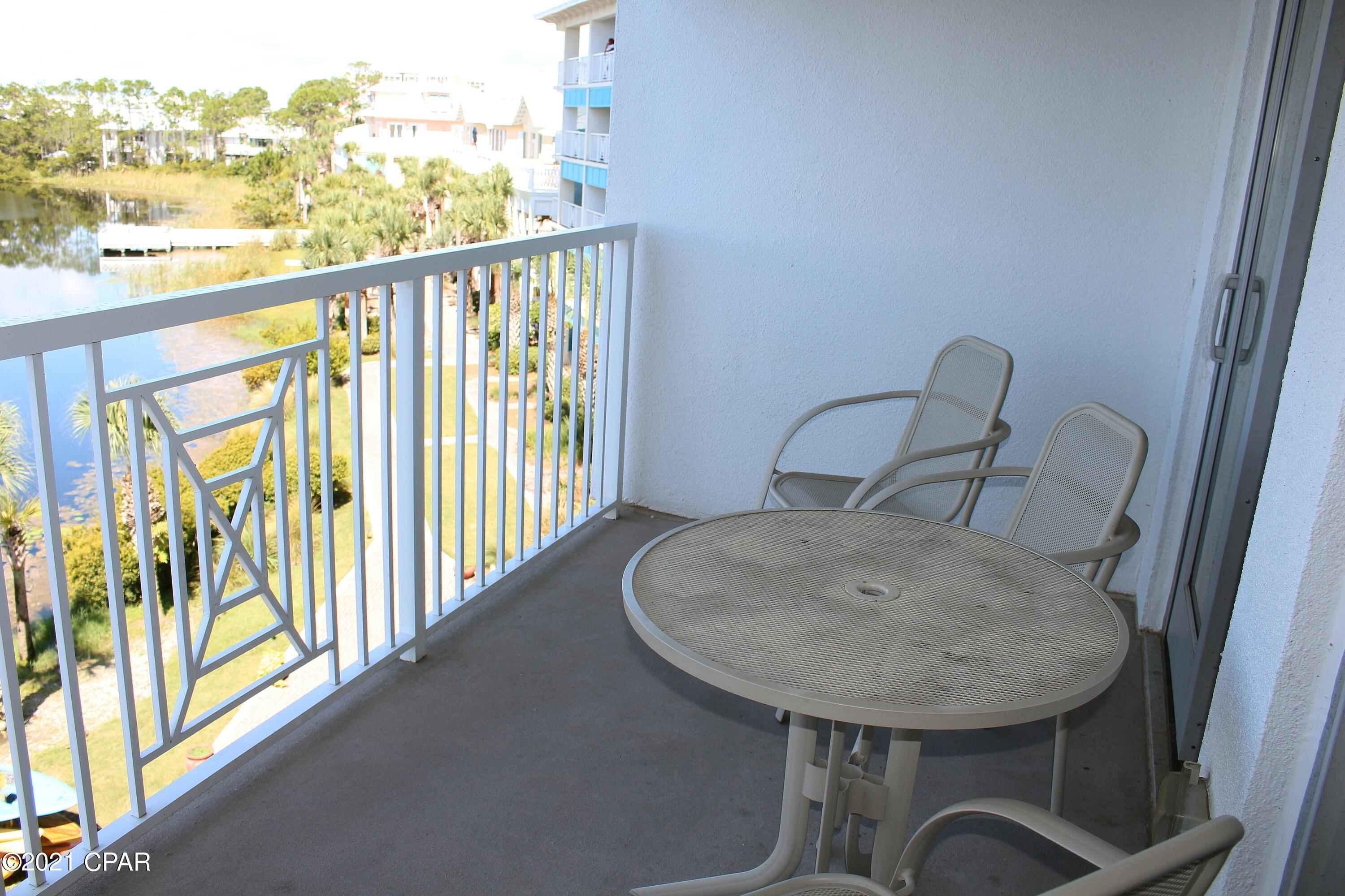 Carillon Beach Inn - Residential