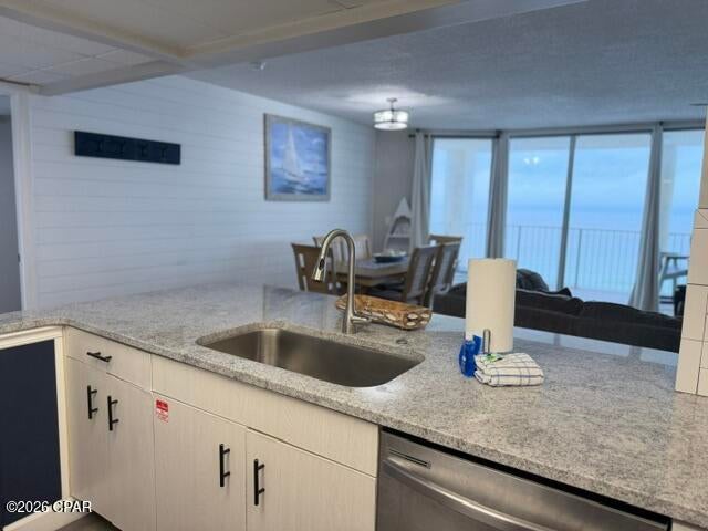 Long Beach Towers III - Residential