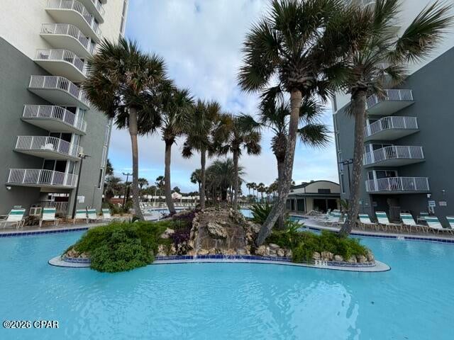 Long Beach Towers III - Residential