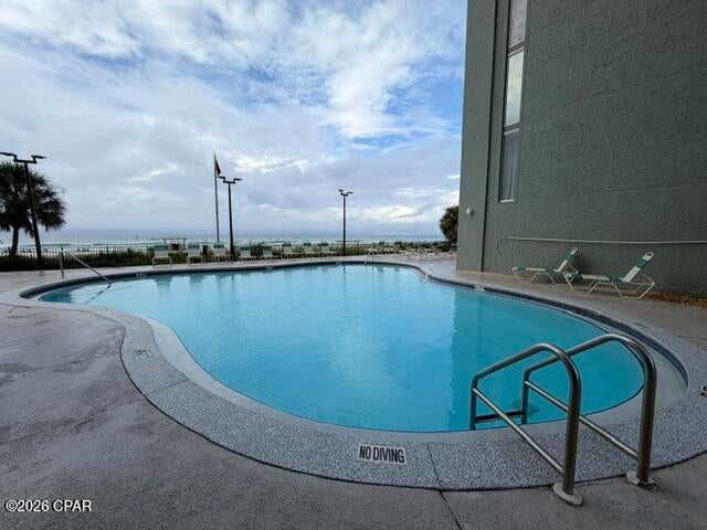 Long Beach Towers III - Residential