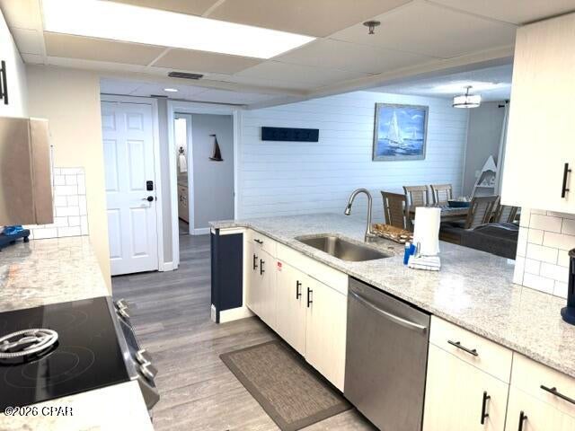 Long Beach Towers III - Residential