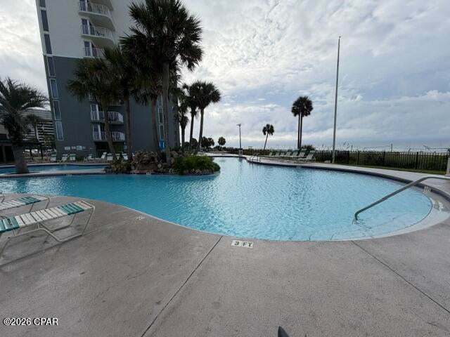 Long Beach Towers III - Residential