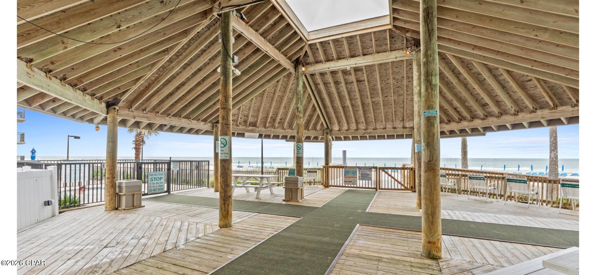 Summerhouse Condo. - Residential
