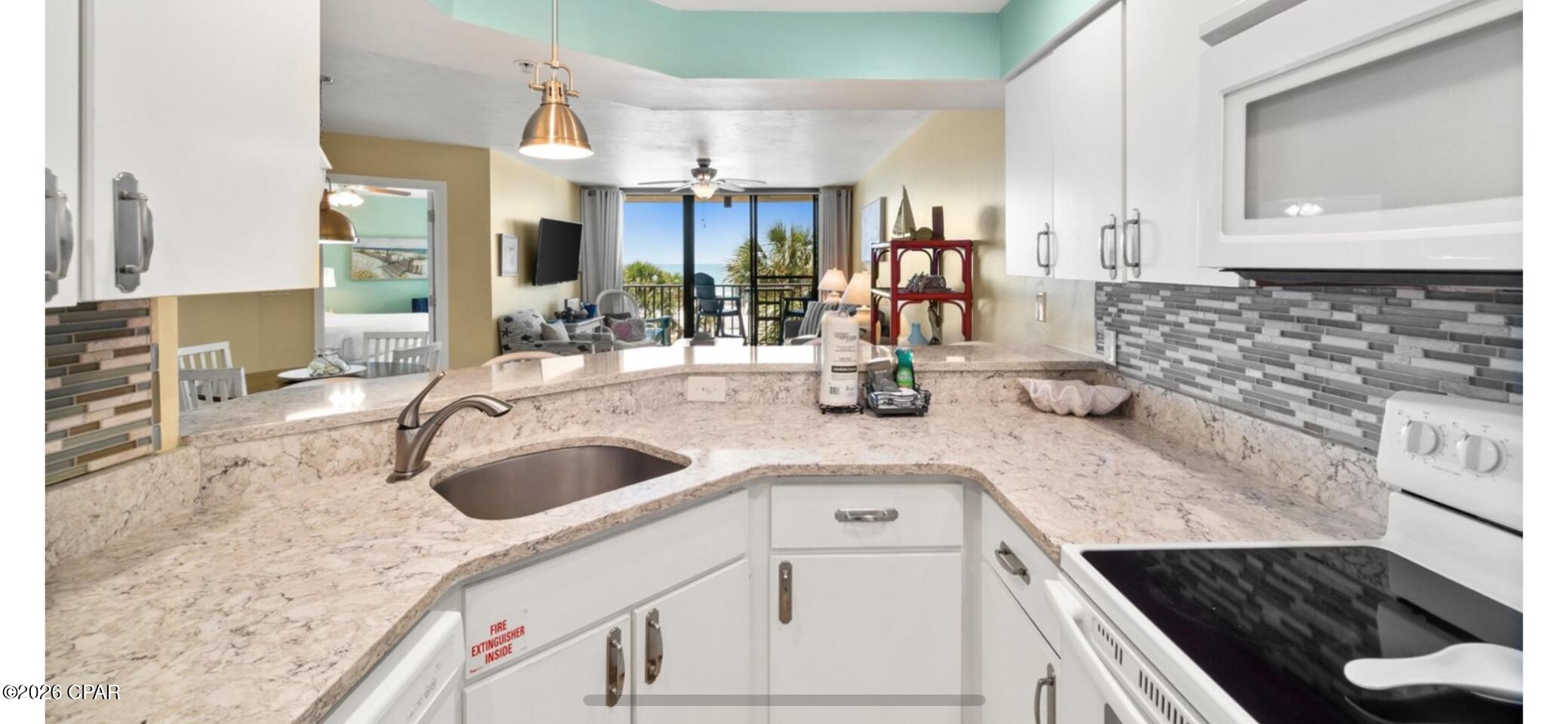 Summerhouse Condo. - Residential