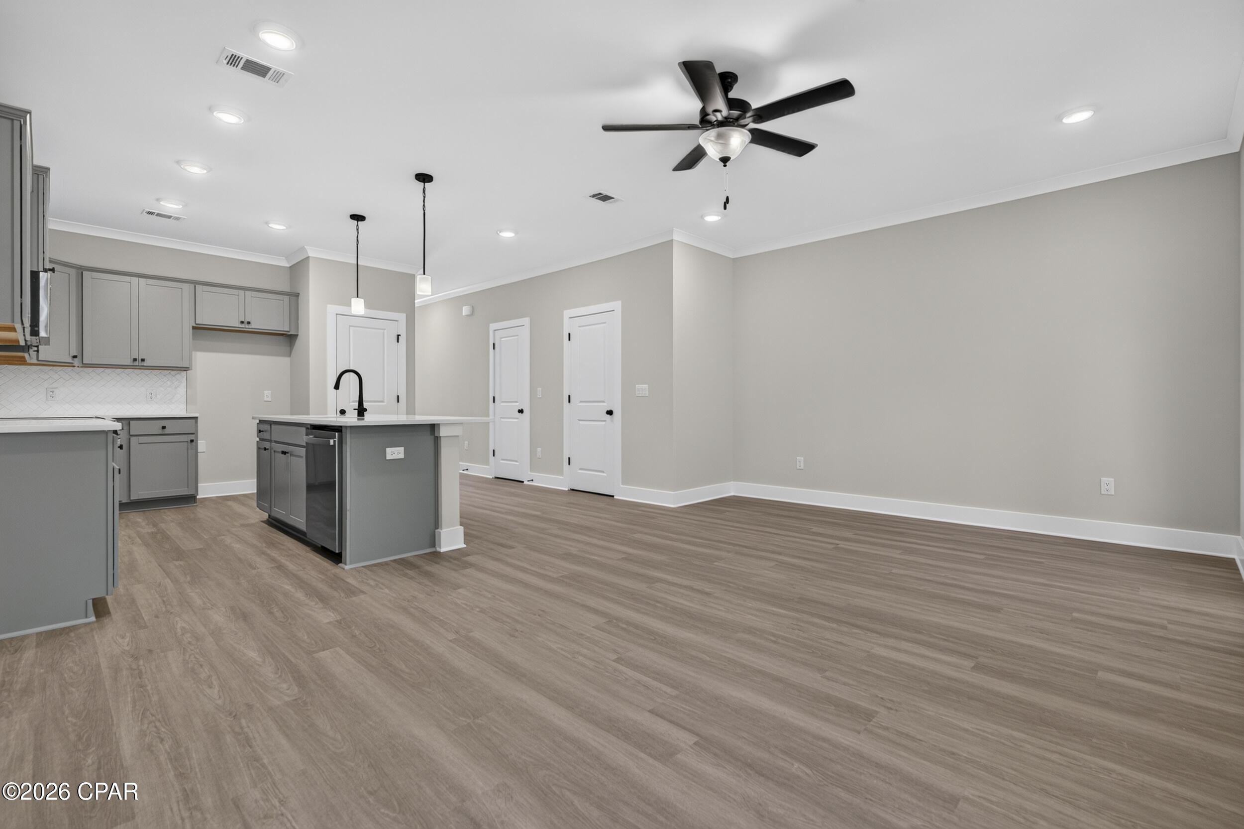 Colonial Landing - Residential