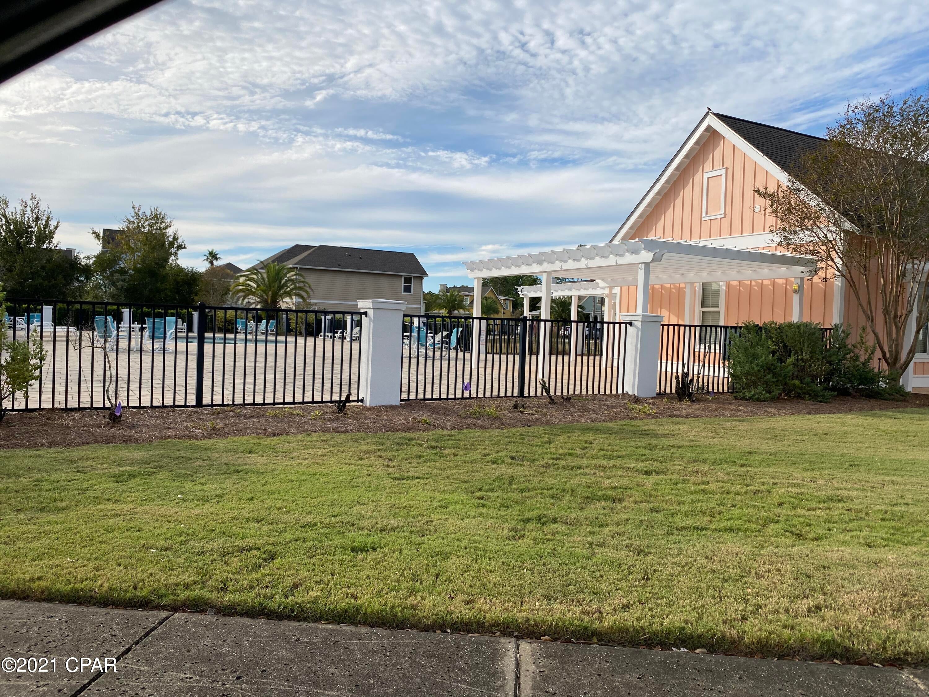 Harrison's Walk - Residential