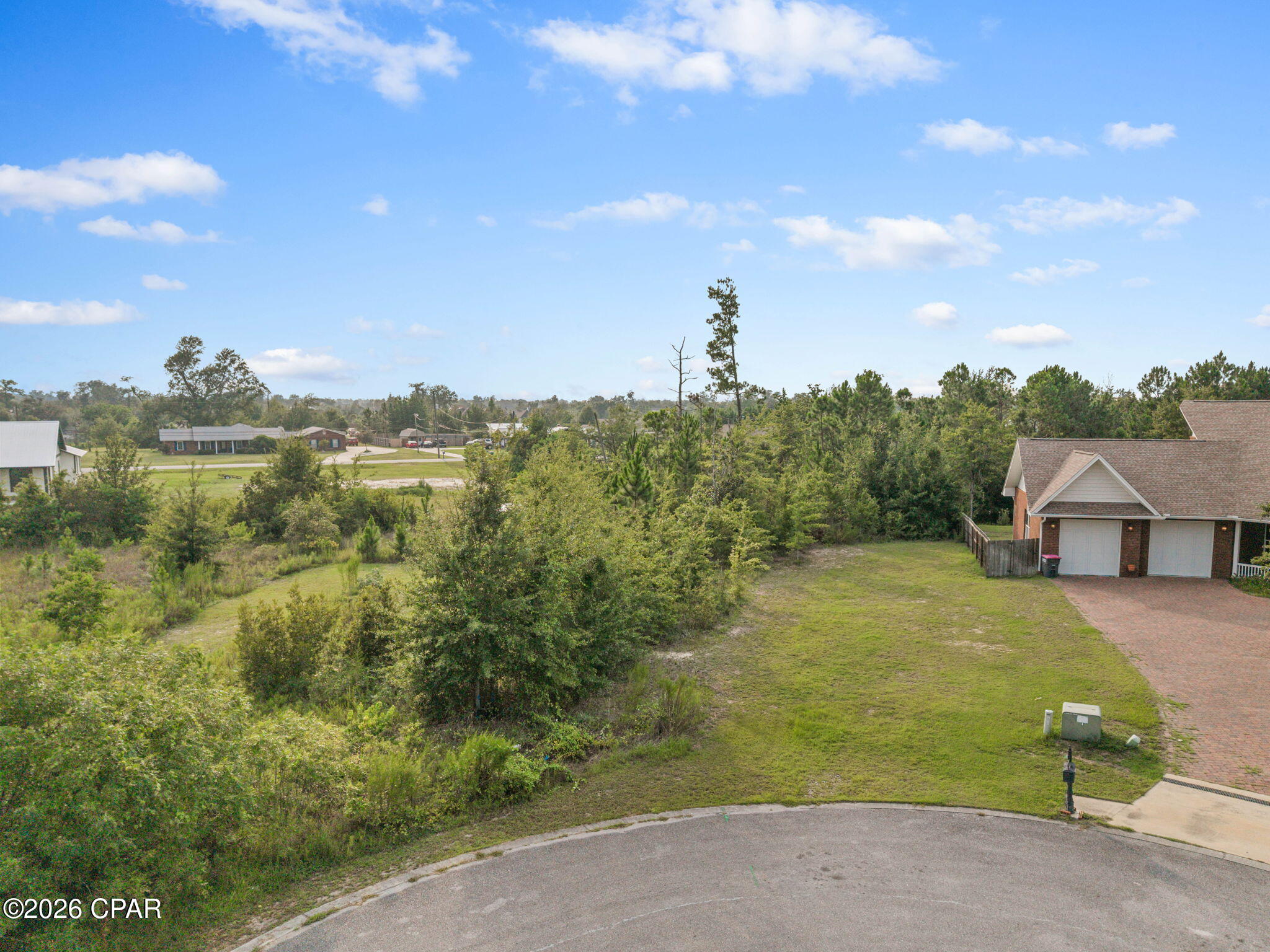 College Oaks - Land