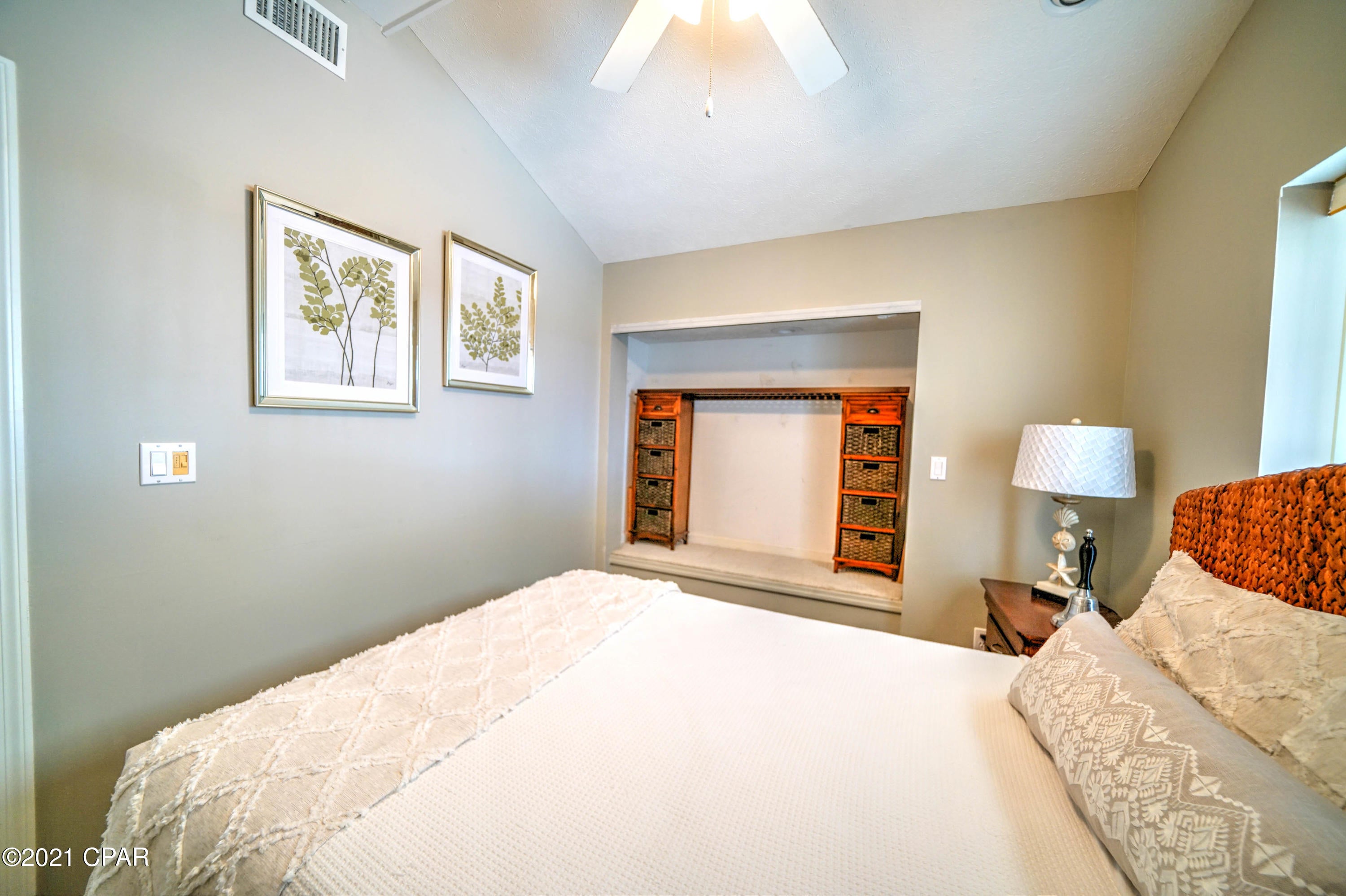 Venture Out Travel Trail - Residential