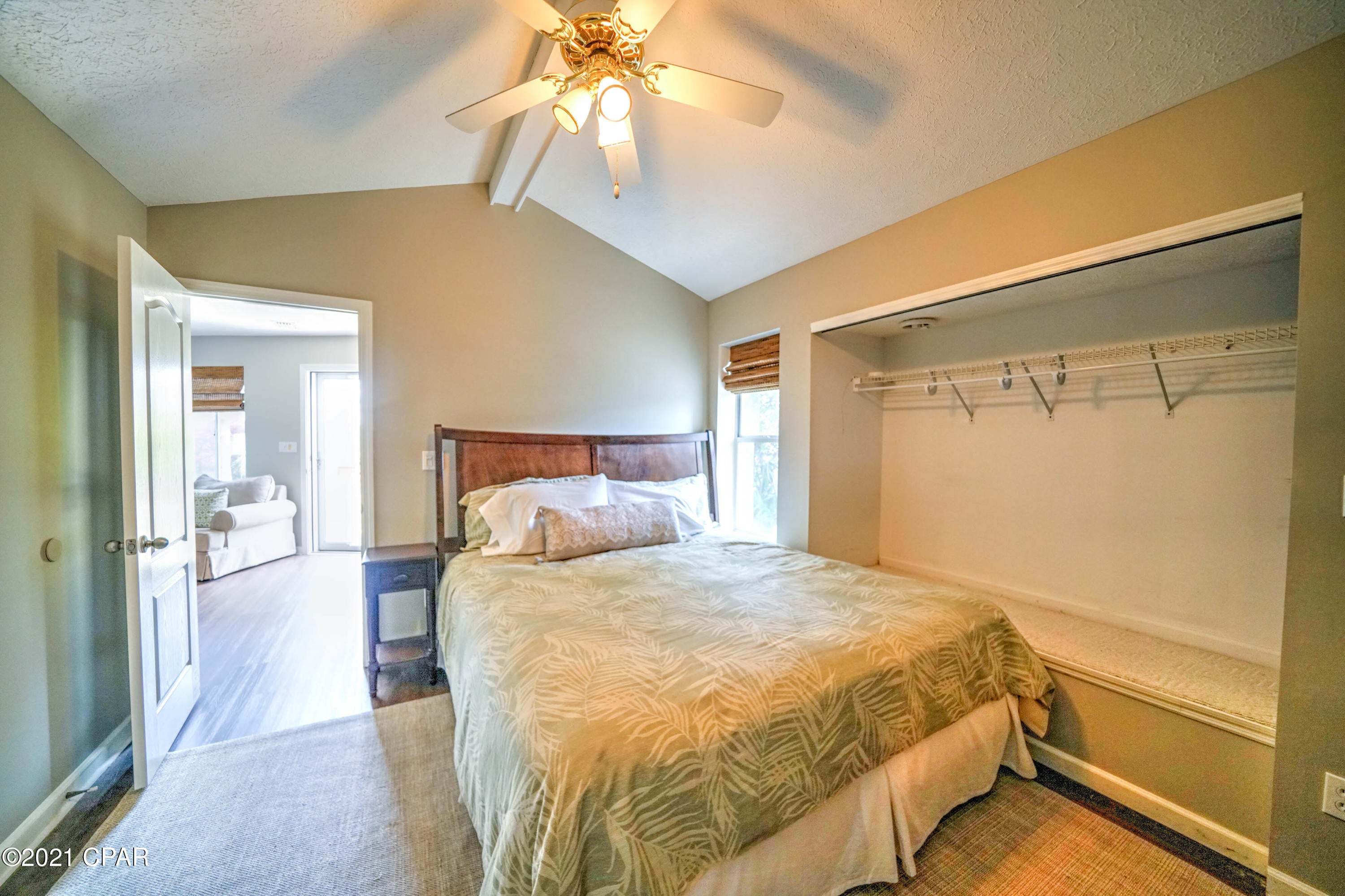 Venture Out Travel Trail - Residential