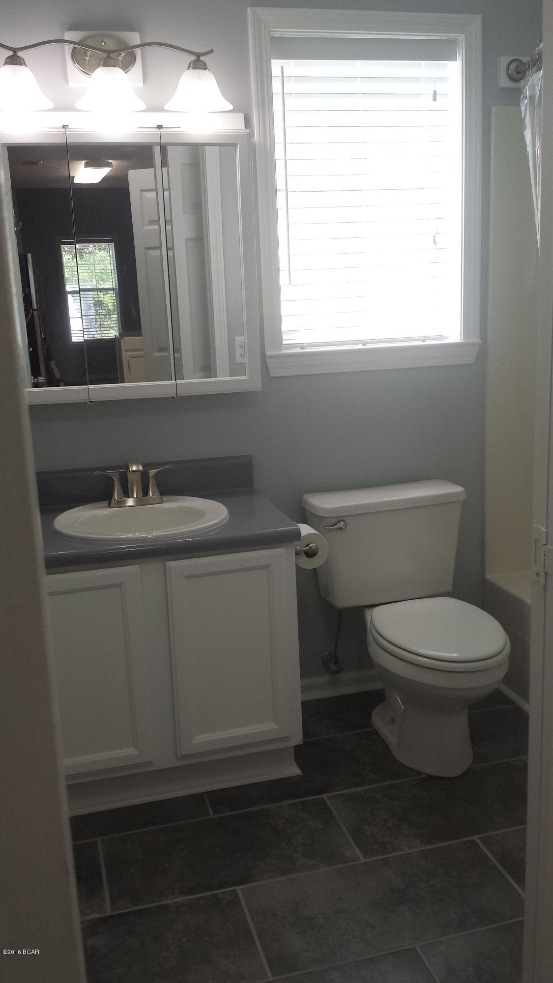 Treasure Cove Unit 1 - Residential Lease