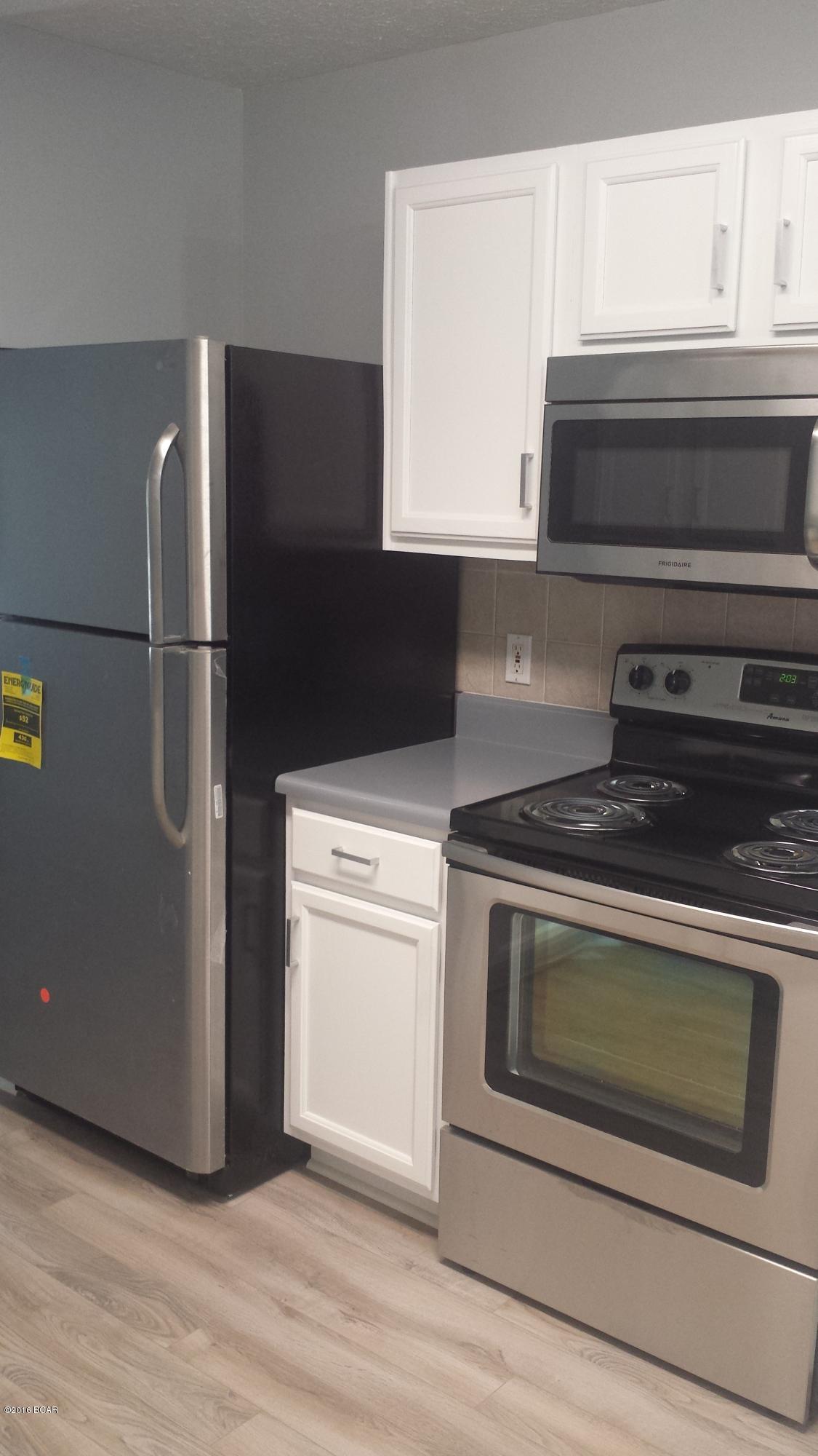 Treasure Cove Unit 1 - Residential Lease
