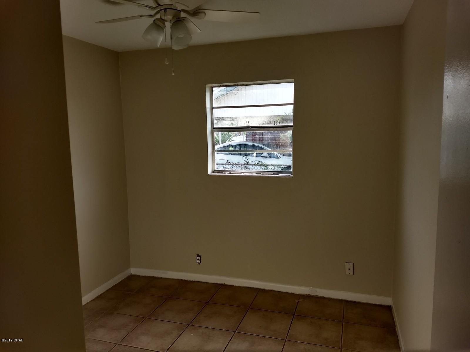 Sherwood Unit 1 - Residential Lease