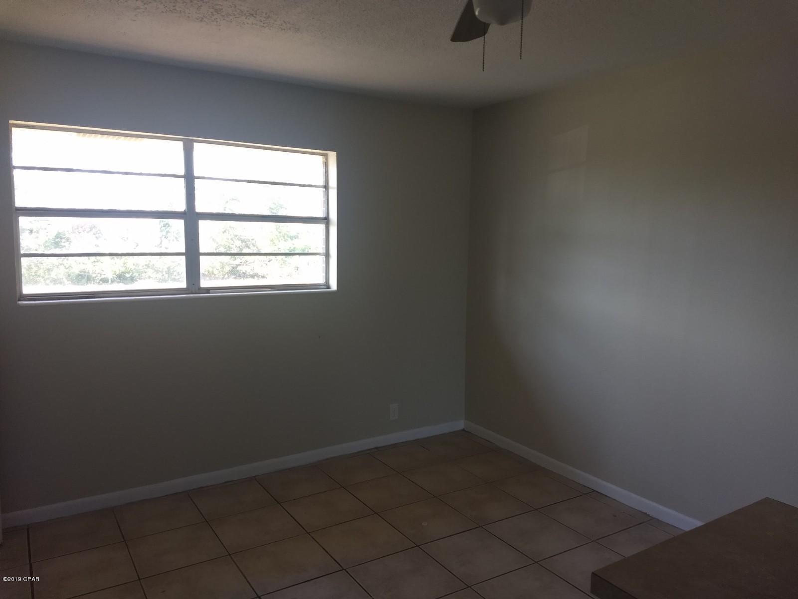 Sherwood Unit 1 - Residential Lease