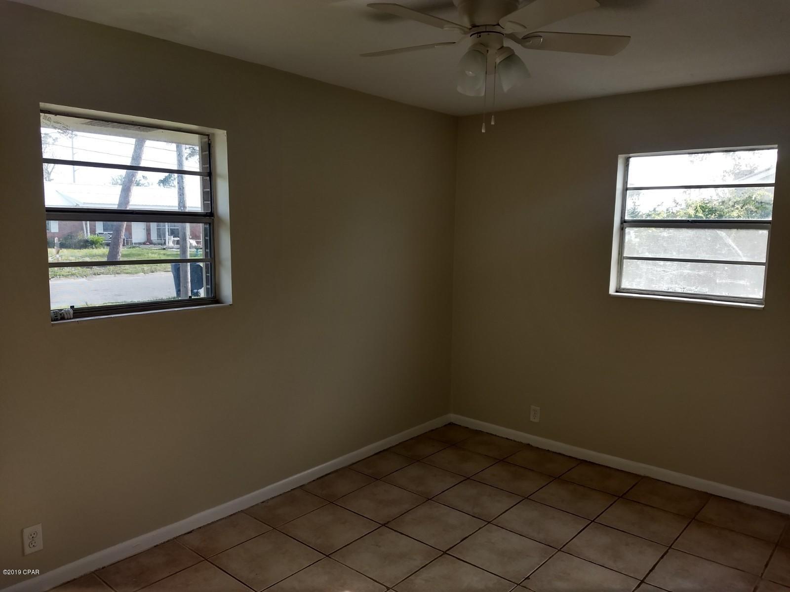 Sherwood Unit 1 - Residential Lease