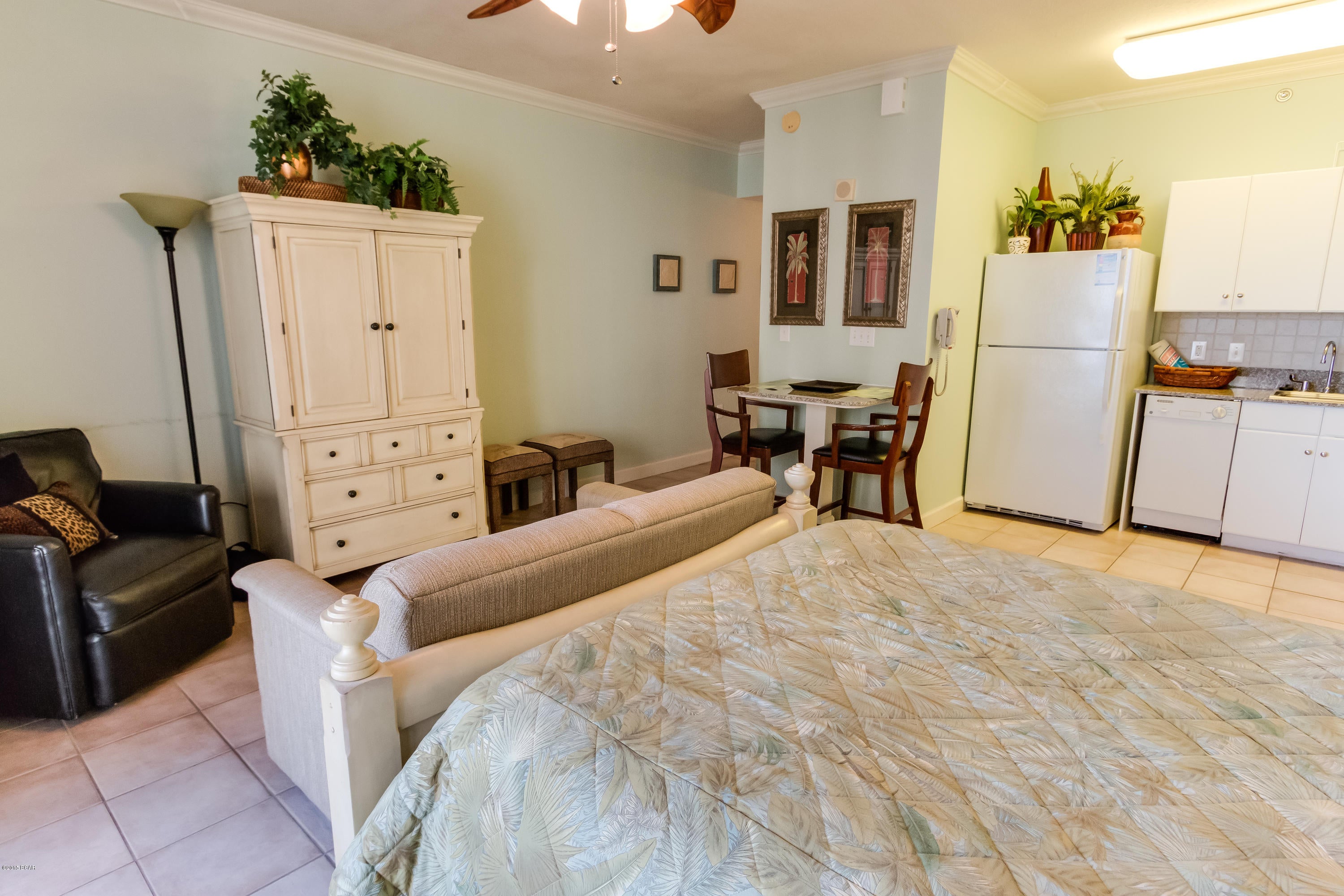 Shores Of Panama Phase I - Residential