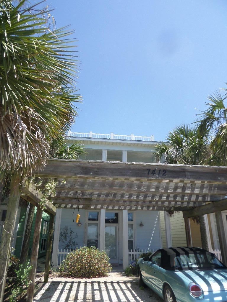 Holiday Beach Unit 16 - Residential Lease