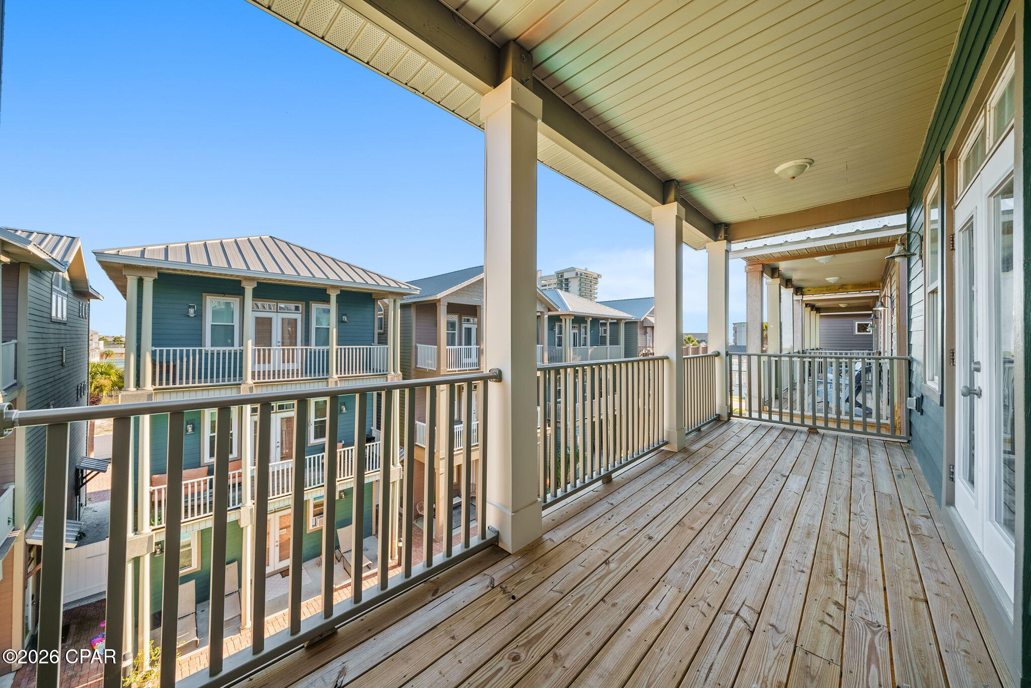 Thomas Drive Park U-1 - Residential