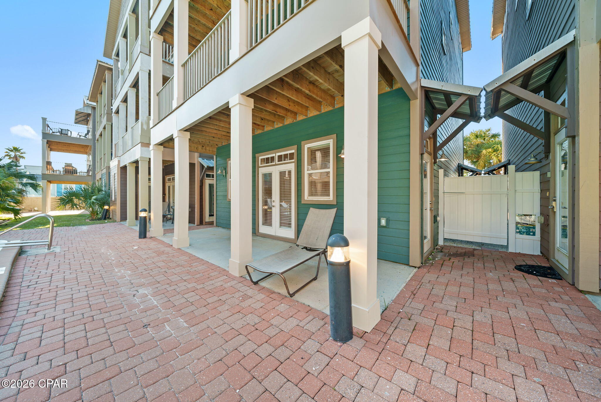 Thomas Drive Park U-1 - Residential