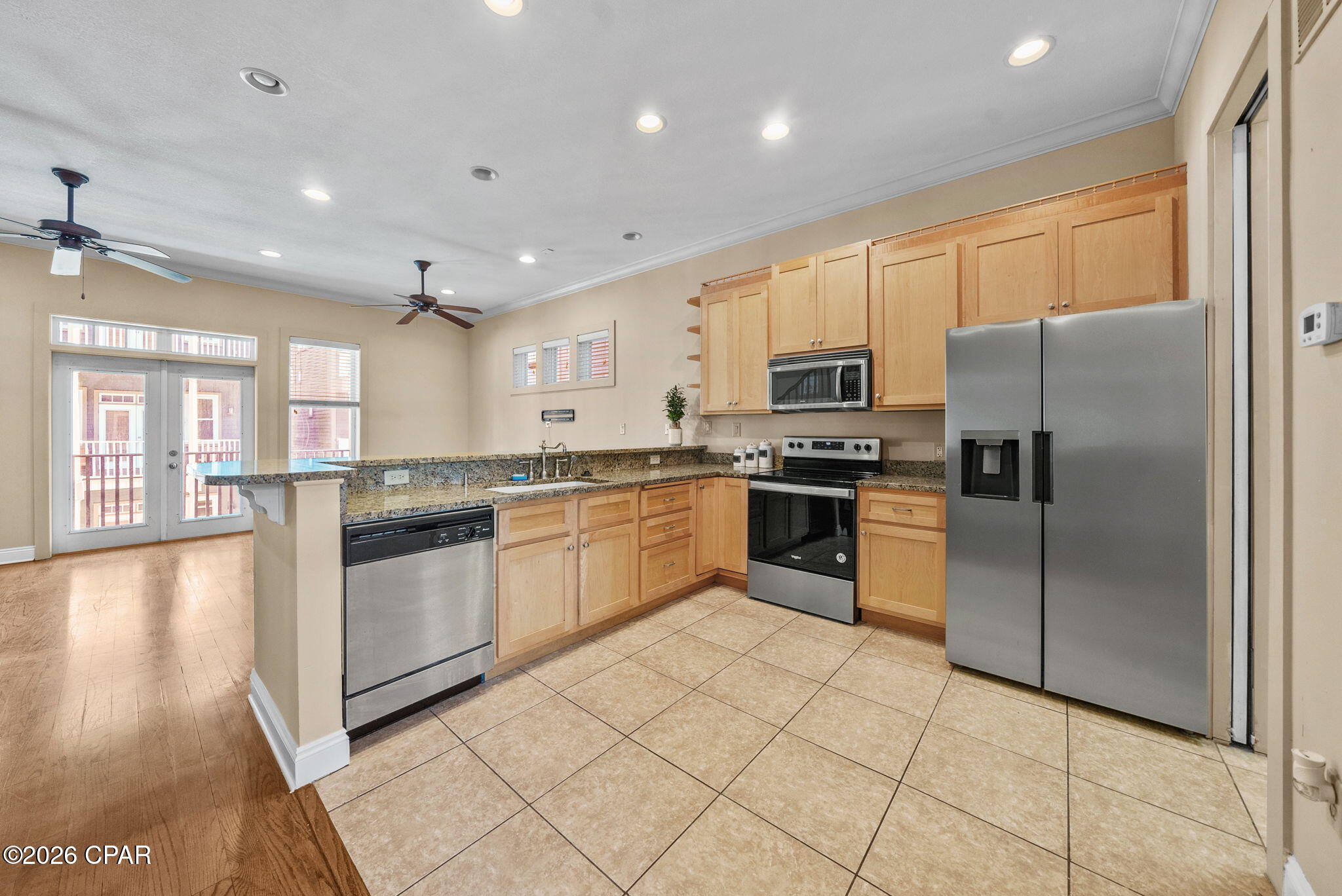 Thomas Drive Park U-1 - Residential