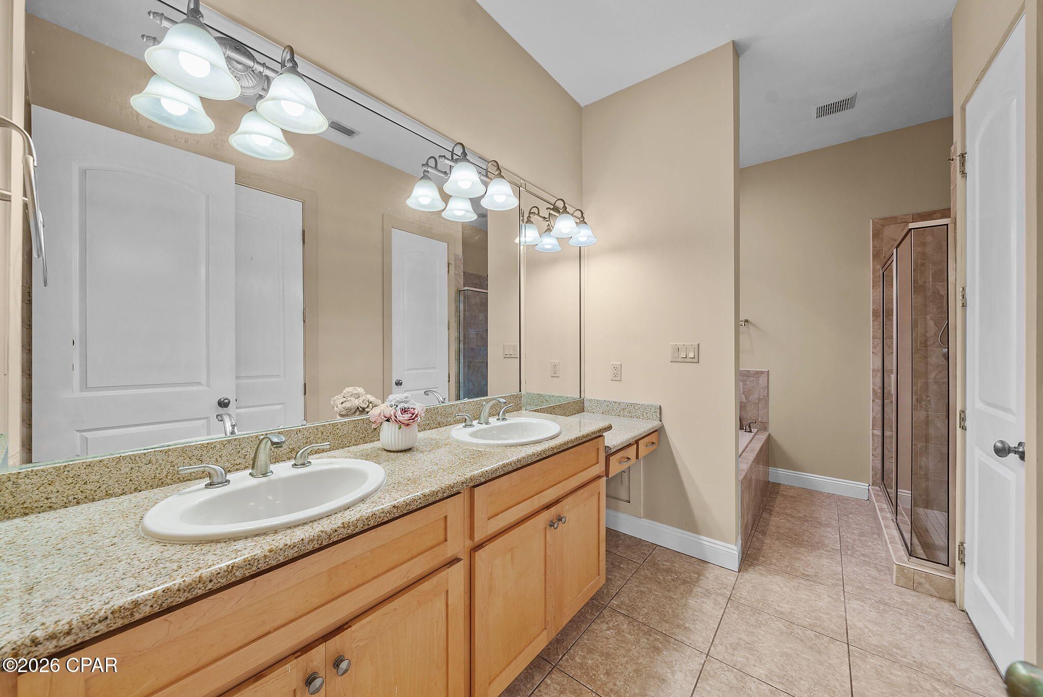 Thomas Drive Park U-1 - Residential