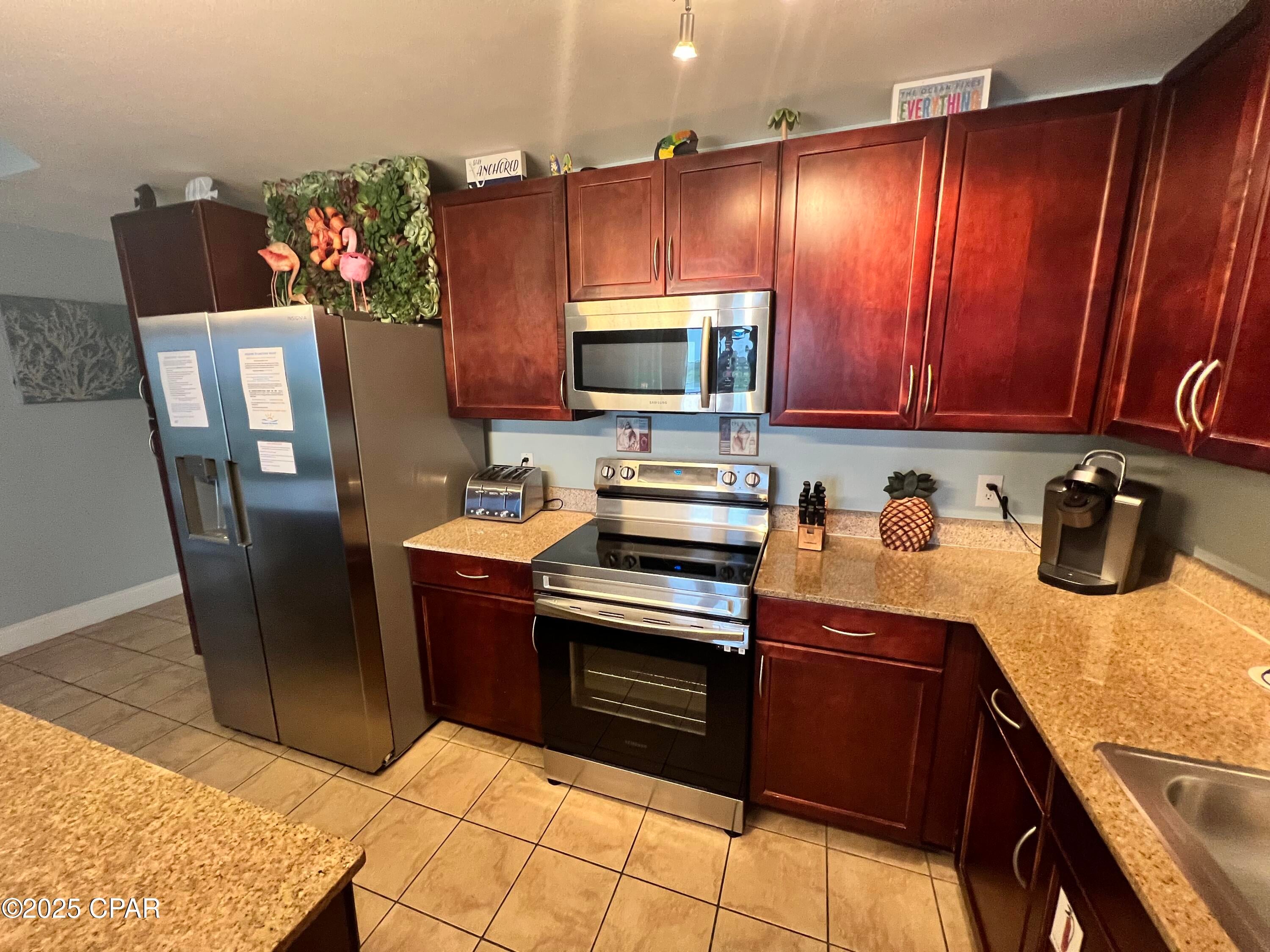 Laketown Wharf - Residential