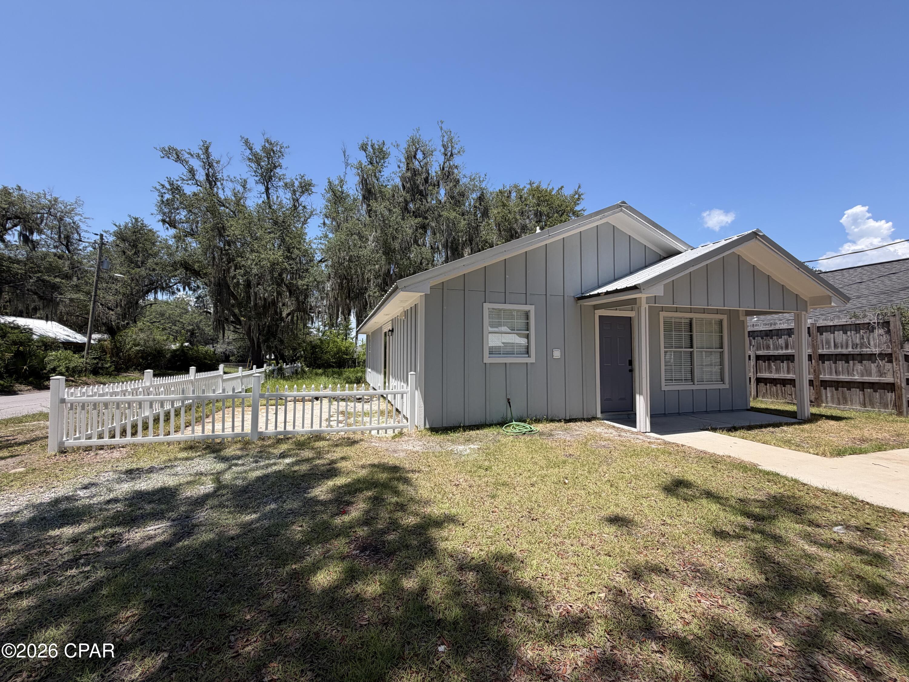 [No Recorded Subdiv] - Residential Lease