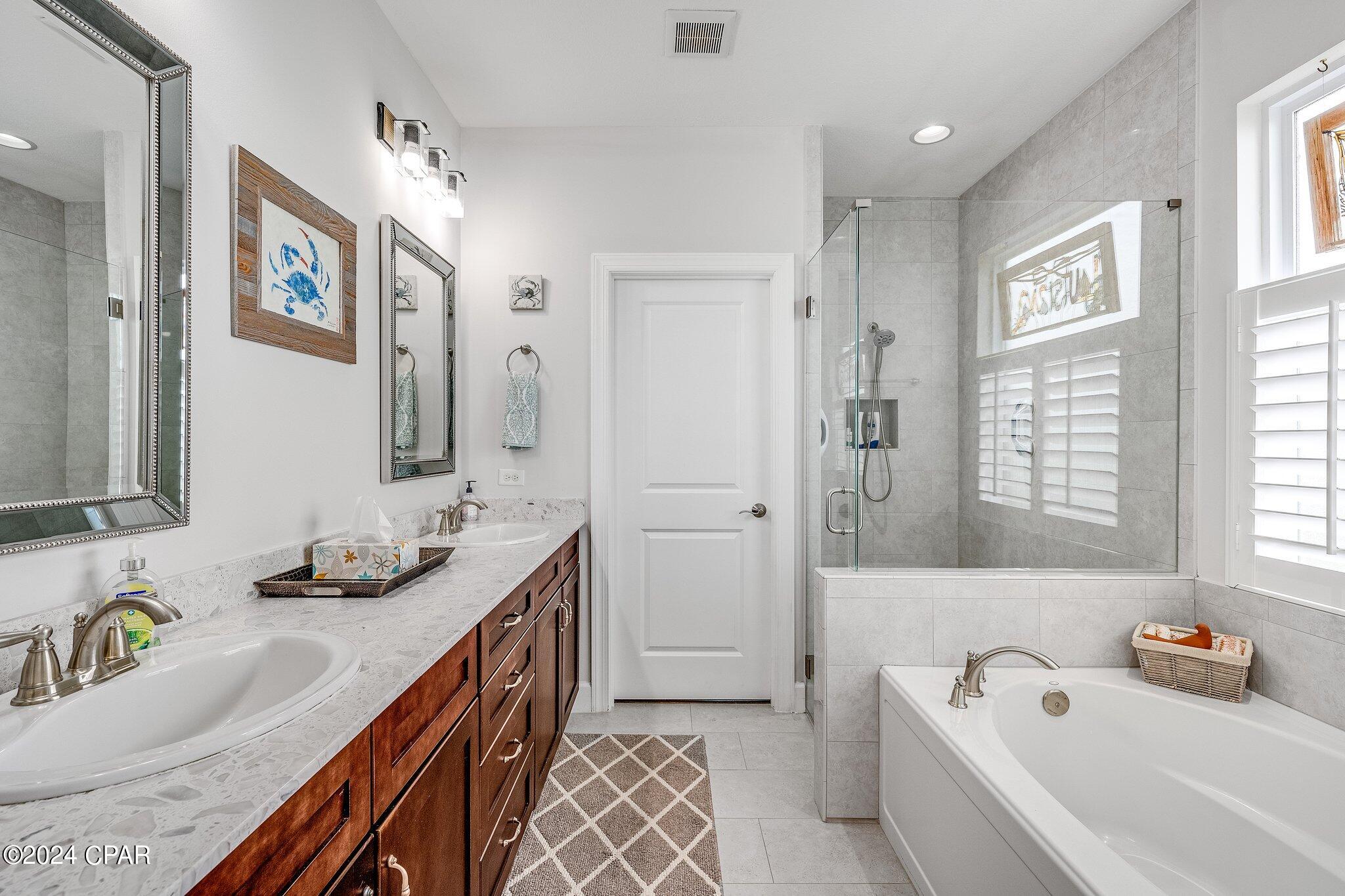 Plantation at College Point - Residential
