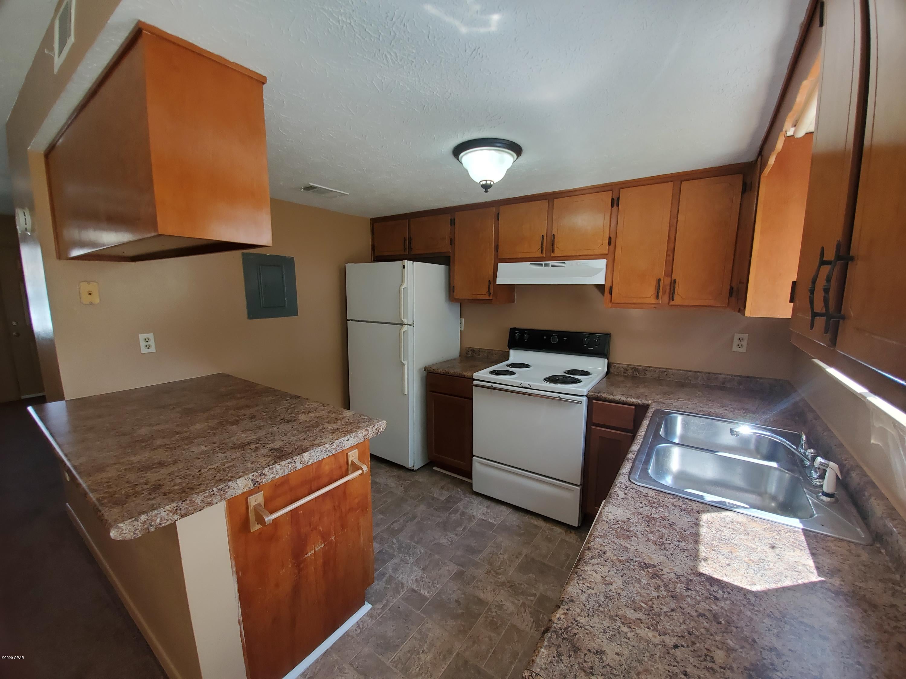 [No Recorded Subdiv] - Residential Lease