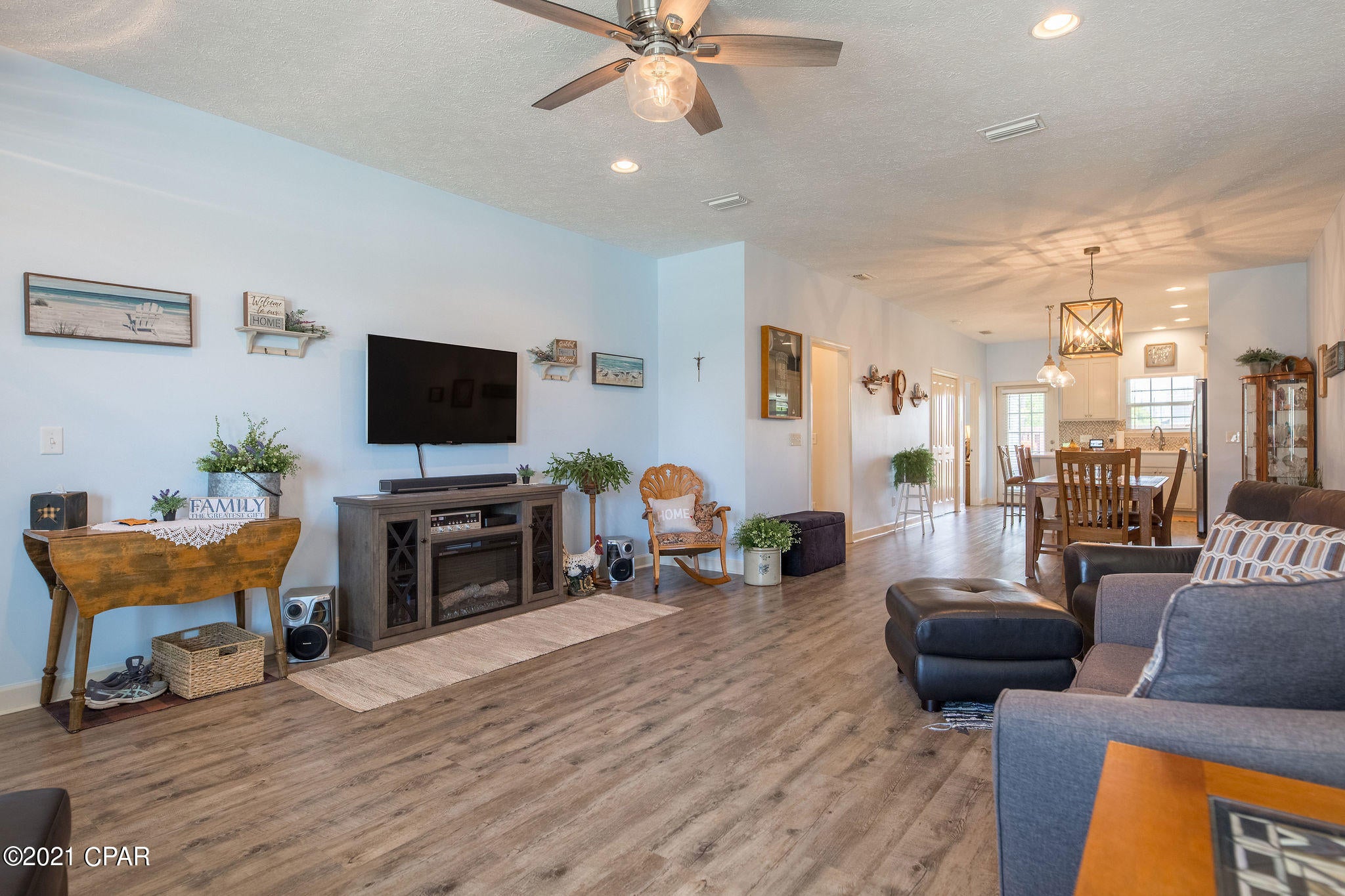 Gardenia Beach - Residential