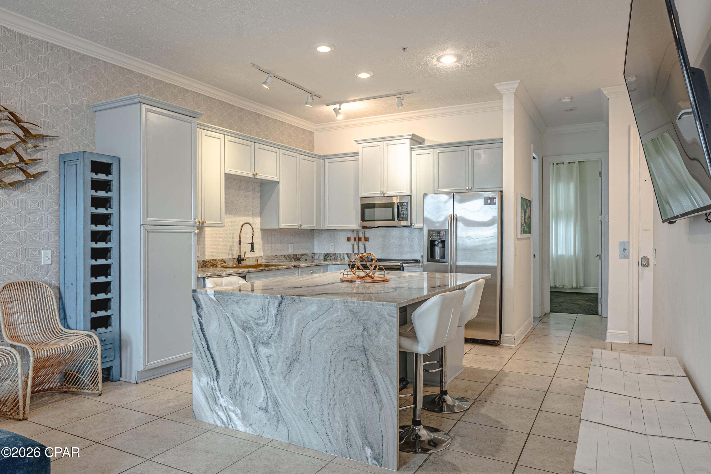 Long Beach 3rd - Residential