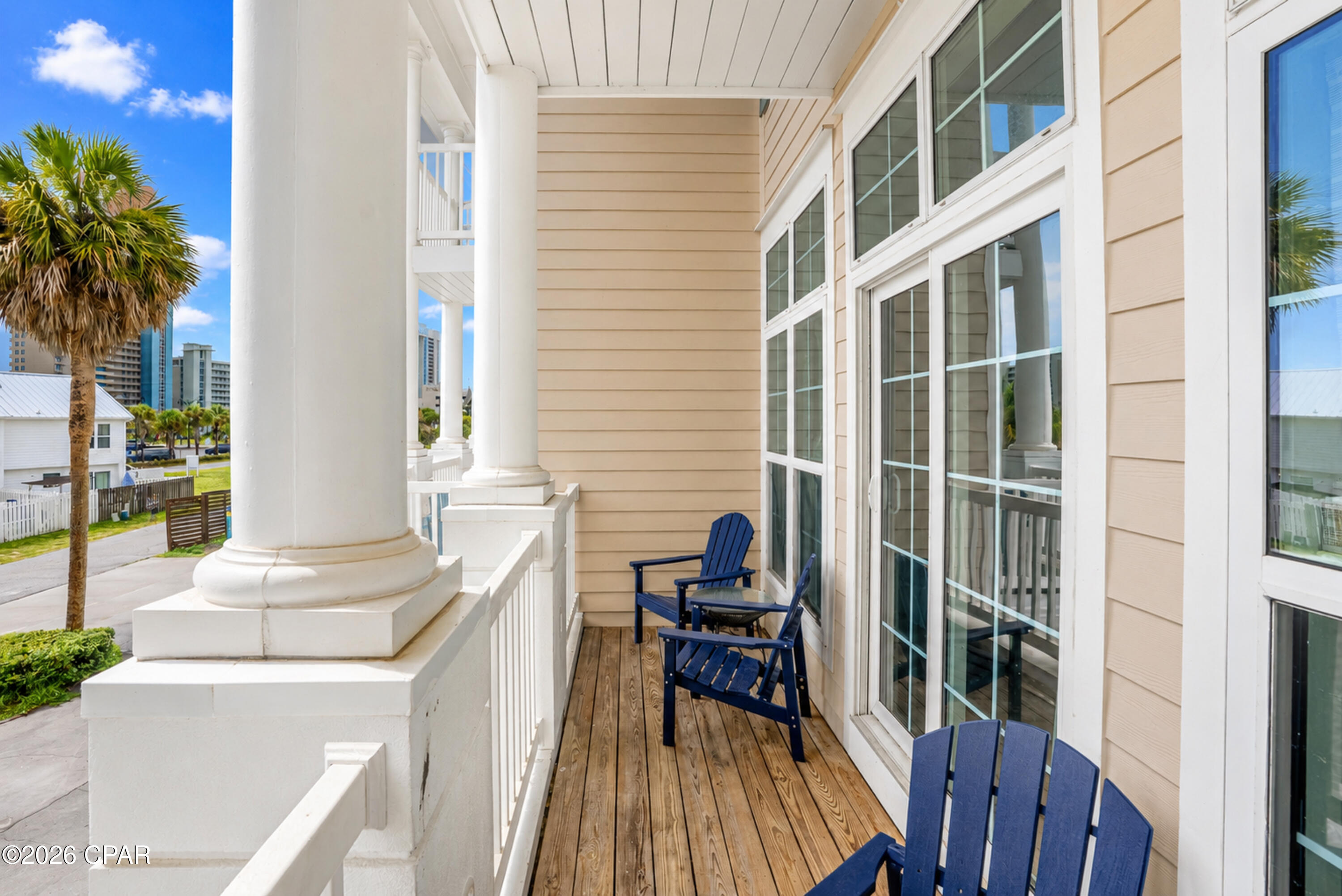 Long Beach 3rd - Residential
