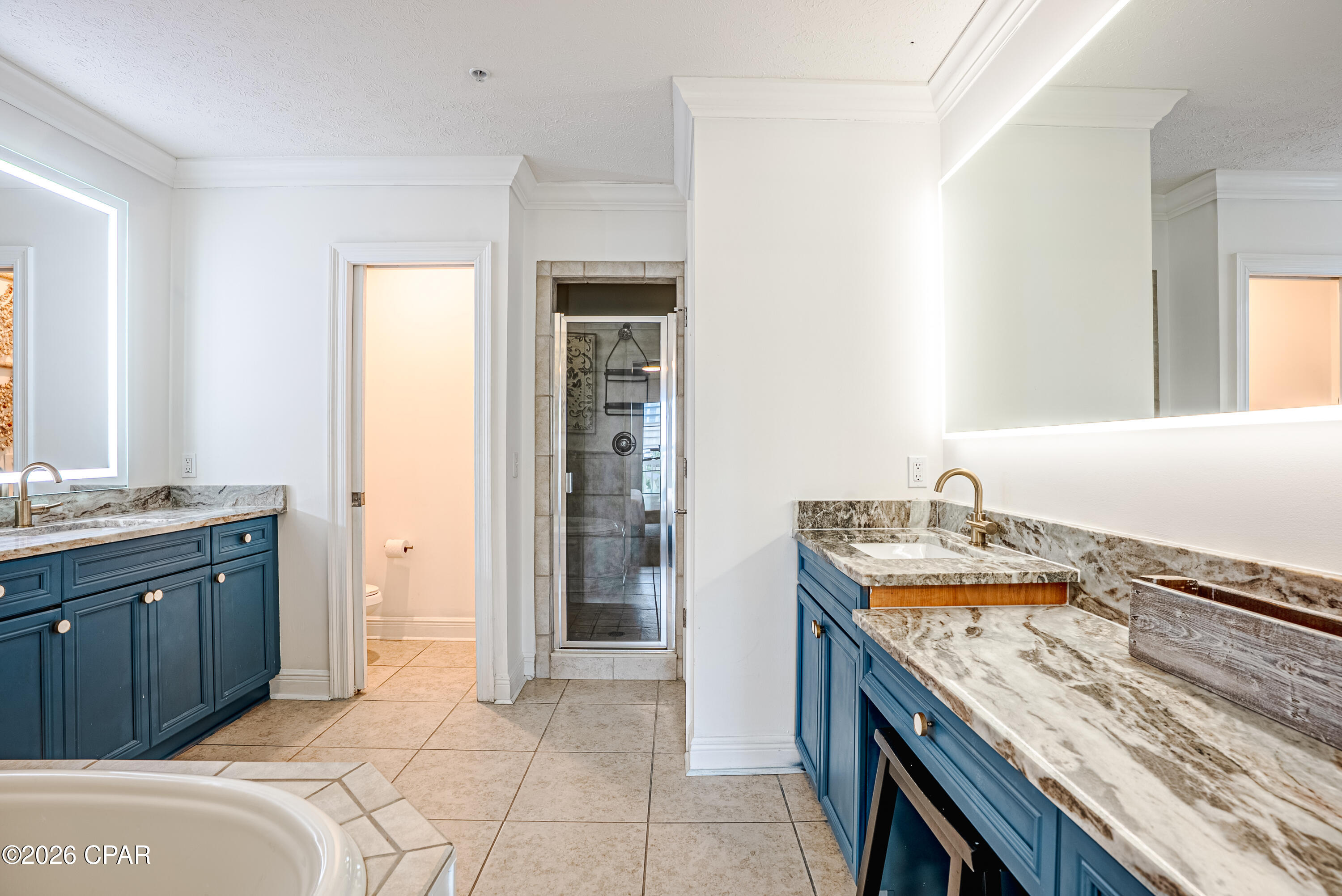 Long Beach 3rd - Residential