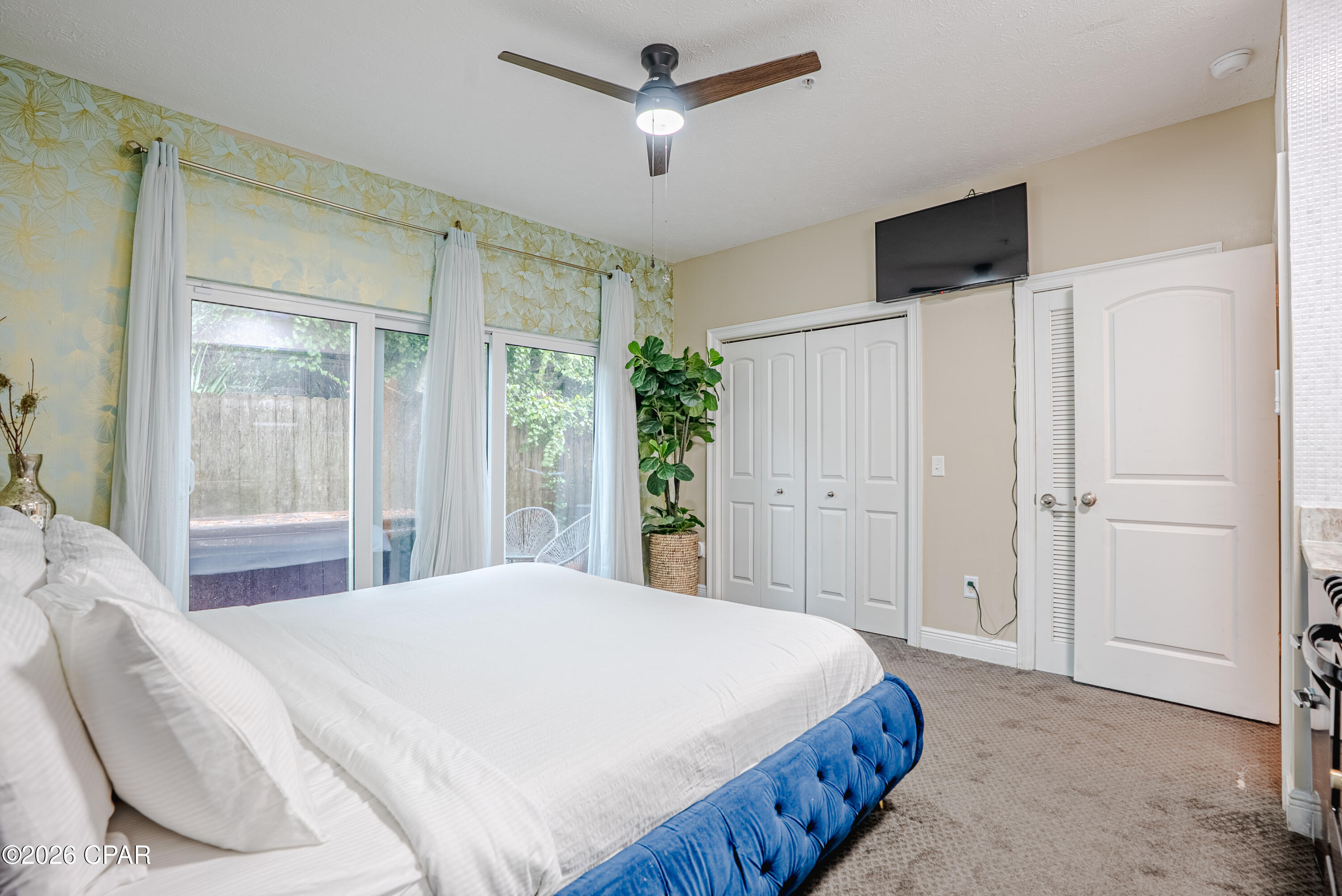 Long Beach 3rd - Residential