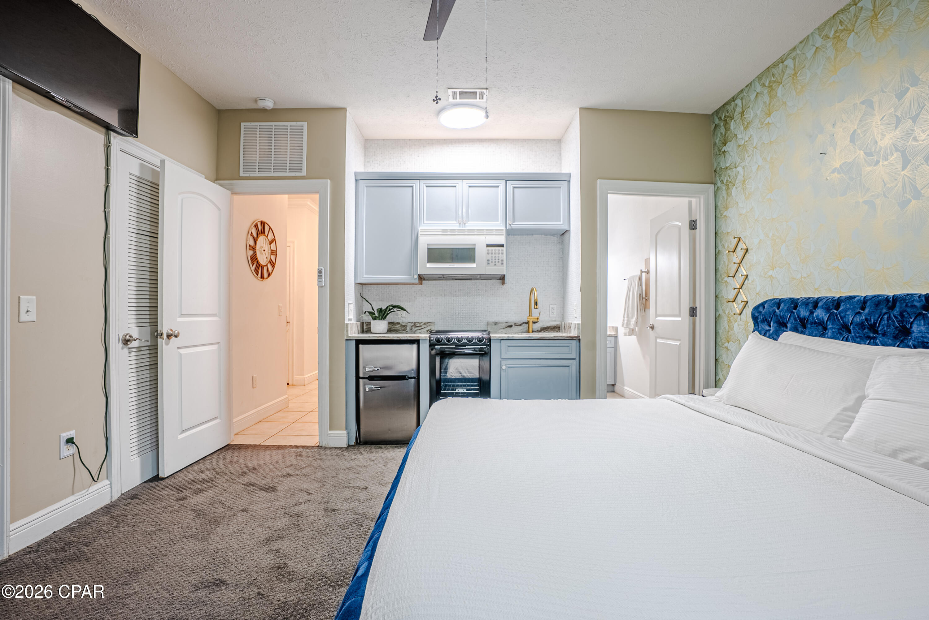 Long Beach 3rd - Residential