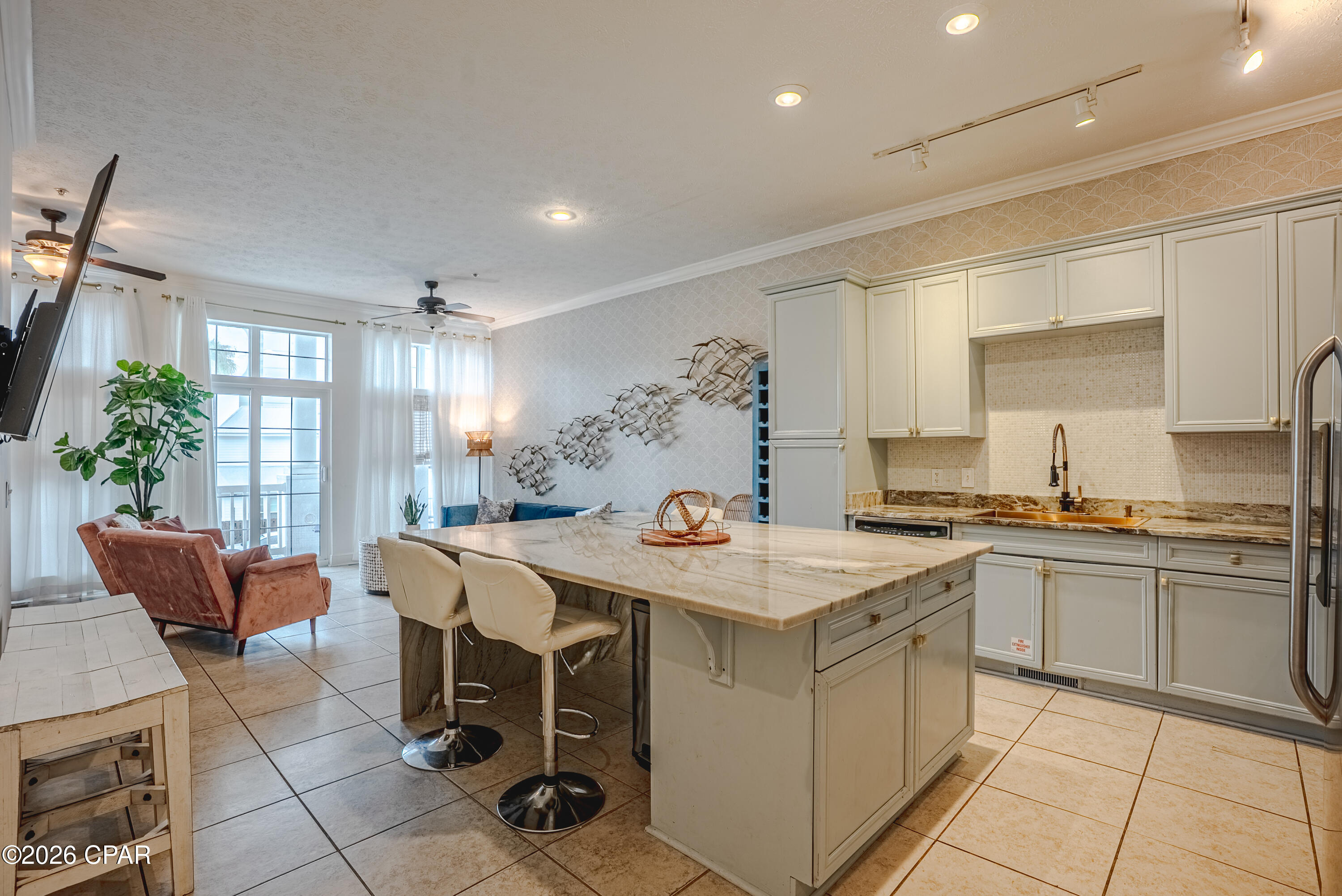 Long Beach 3rd - Residential