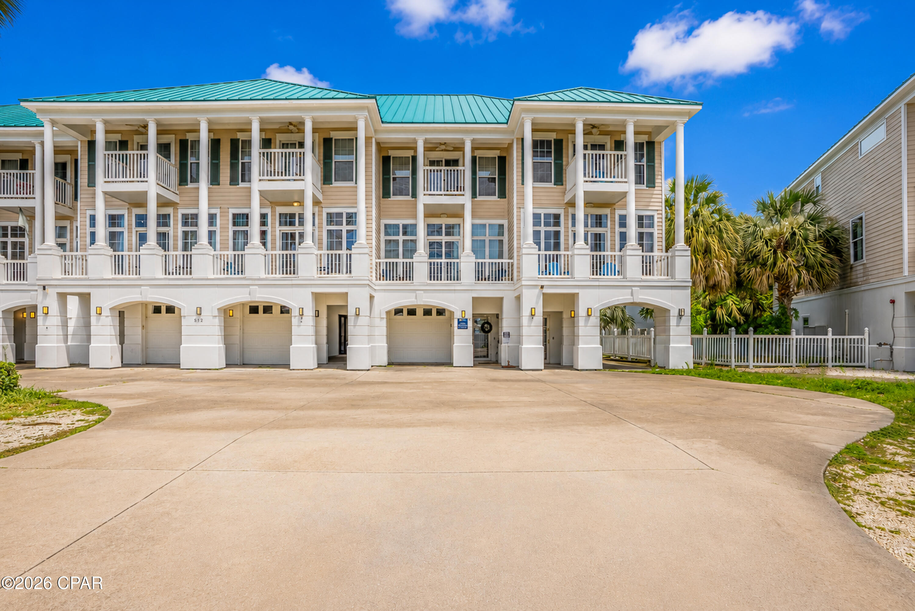 Long Beach 3rd - Residential