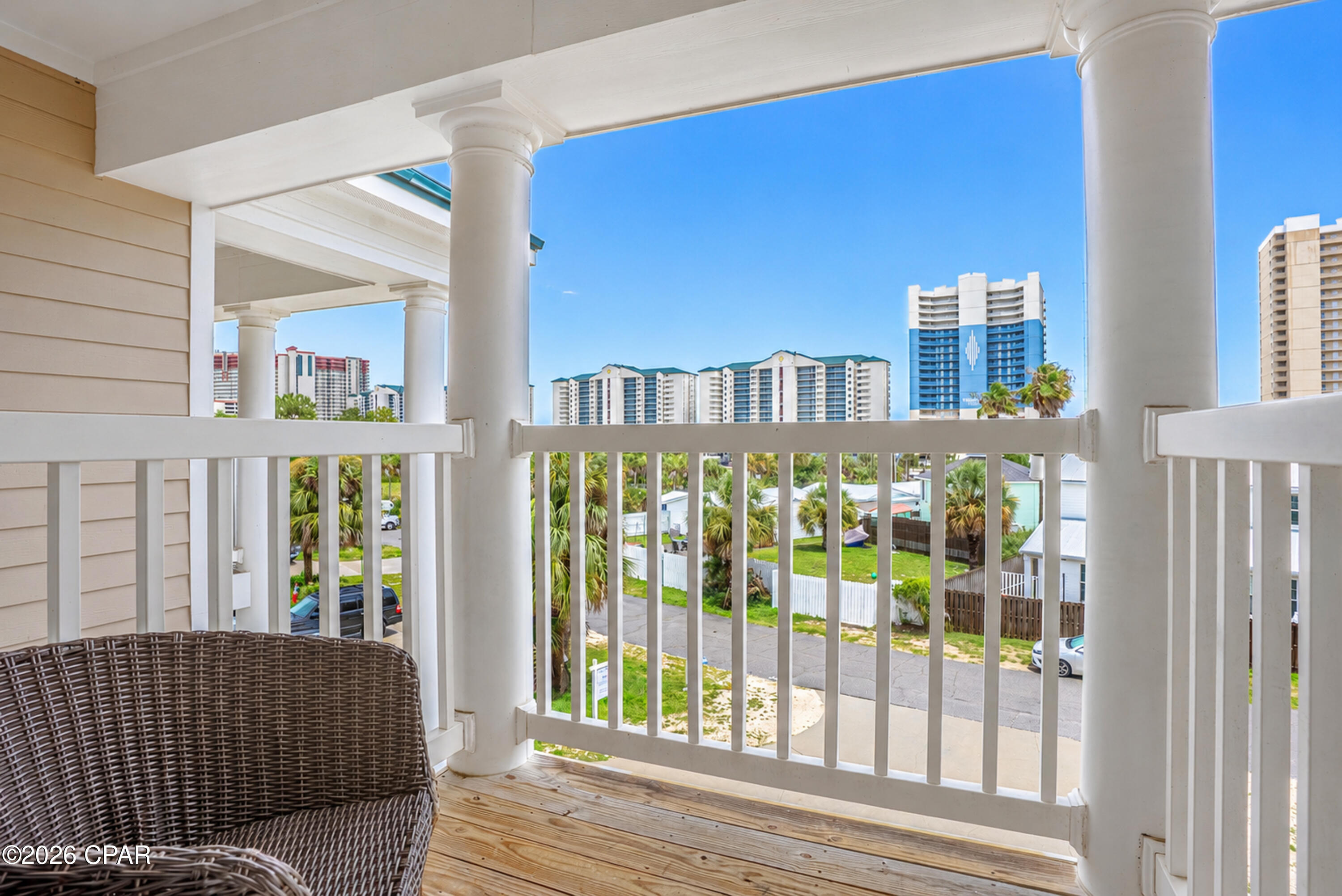 Long Beach 3rd - Residential
