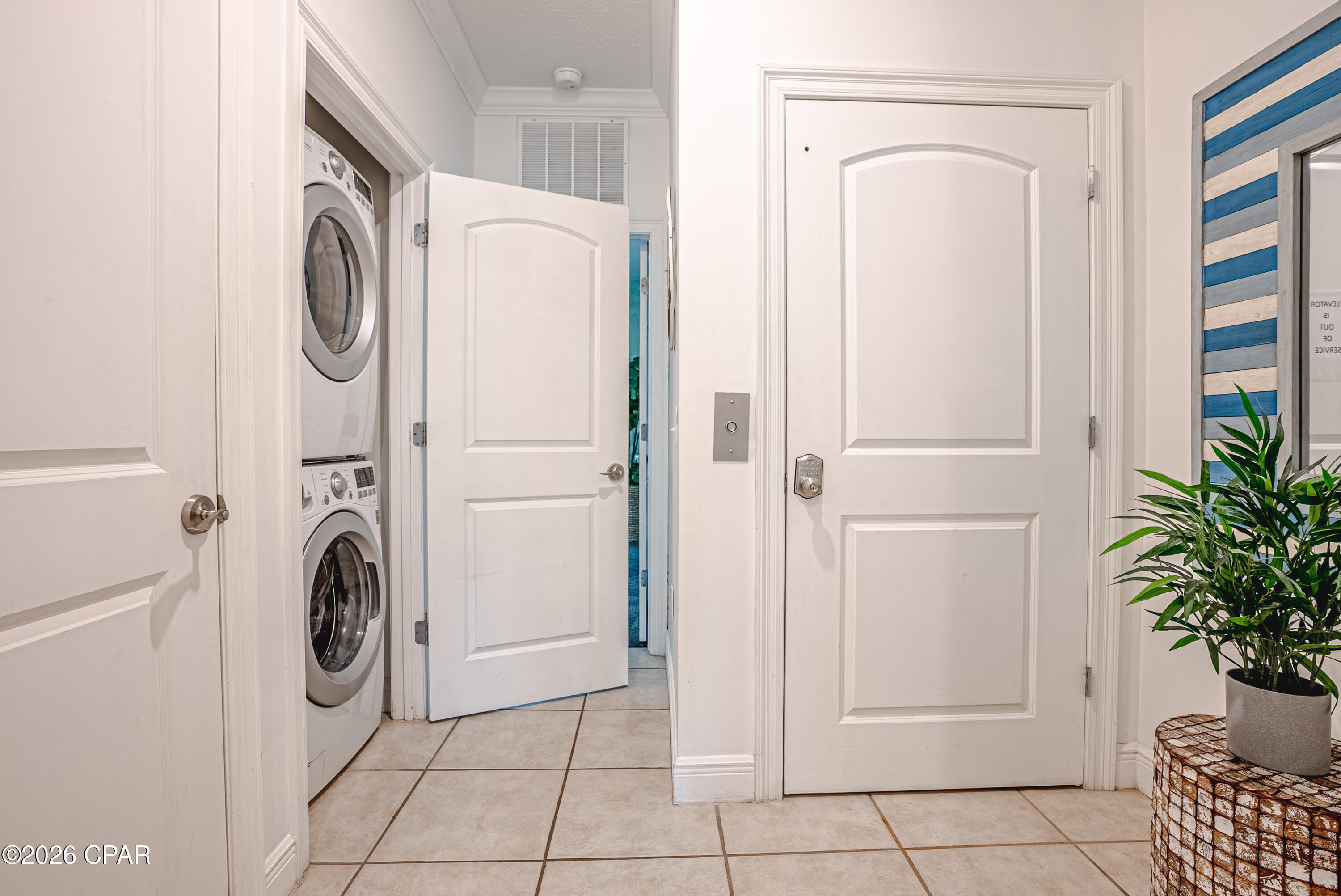 Long Beach 3rd - Residential