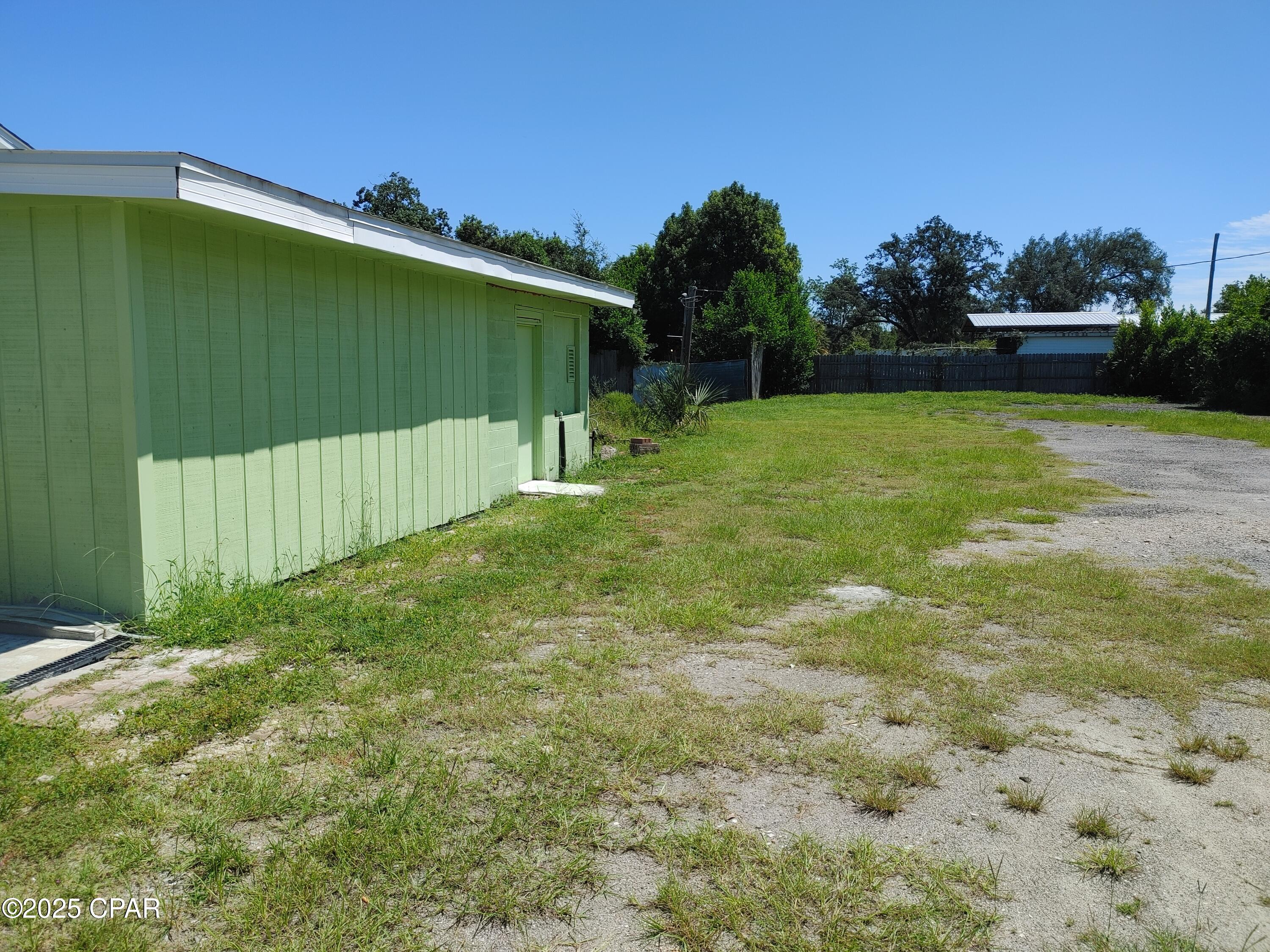 No Named Subdivision - Commercial Lease