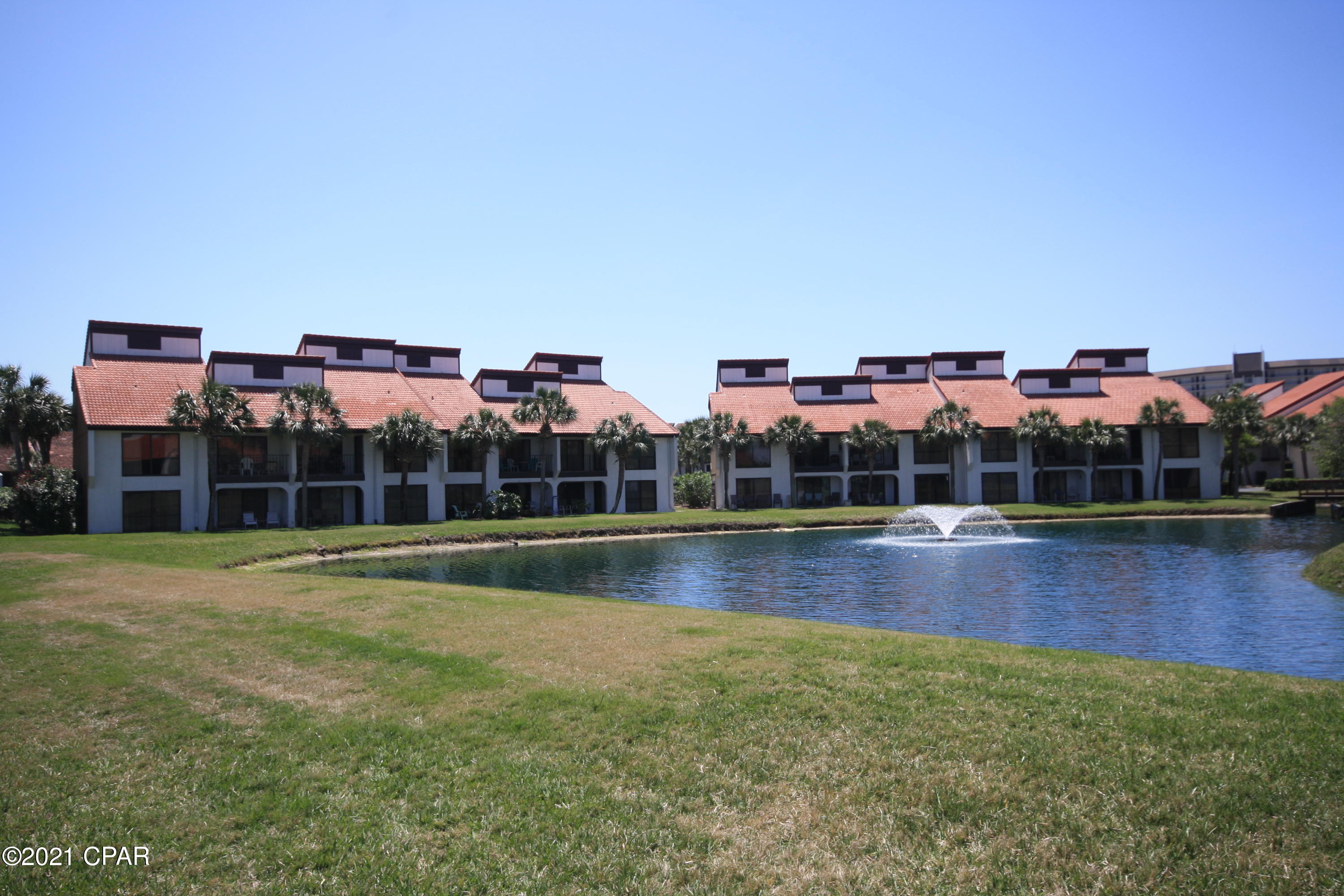 Edgewater Golf Villas 3B - Residential