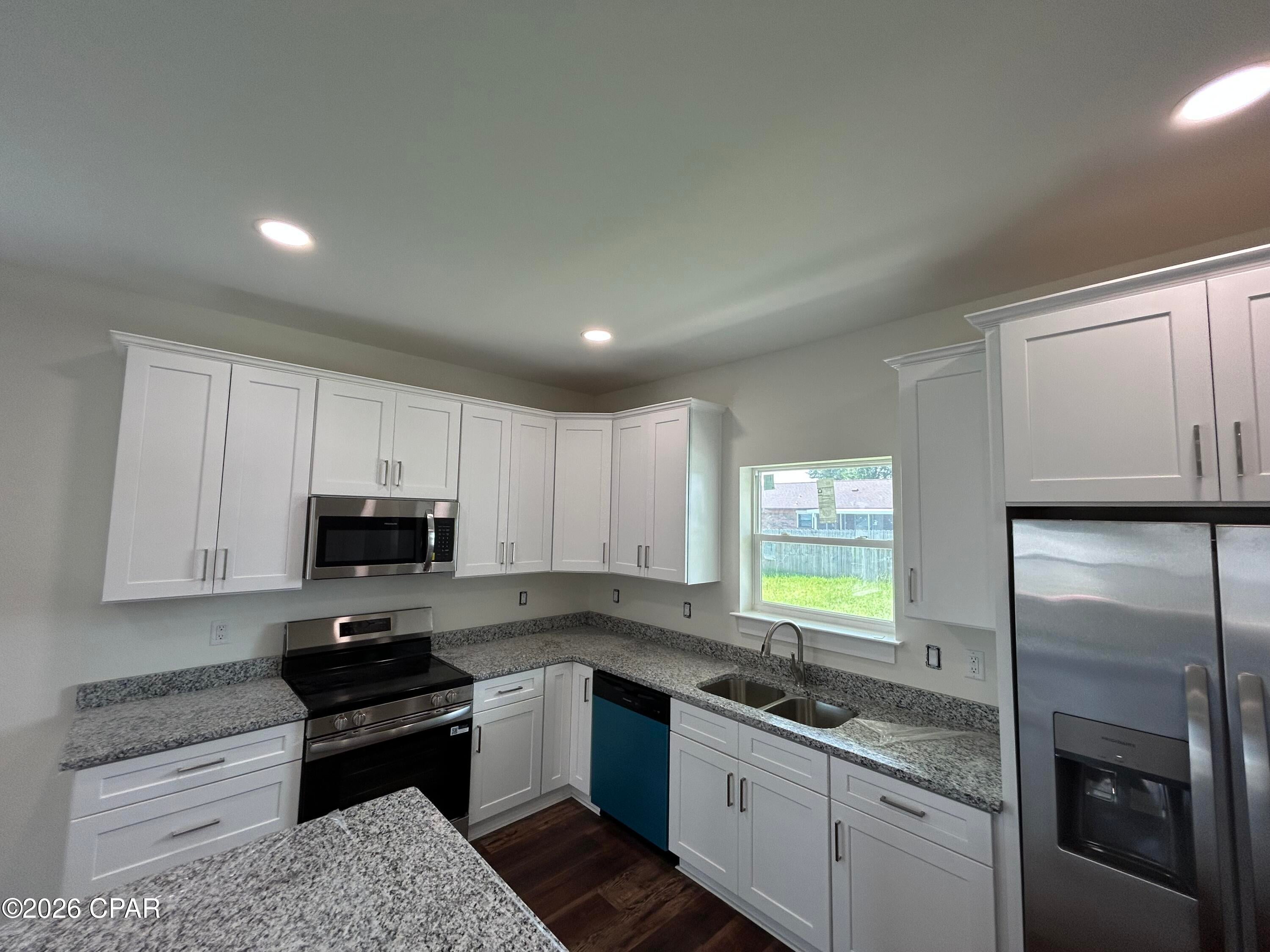 Shadow Bay Unt 3 & 4 - Residential