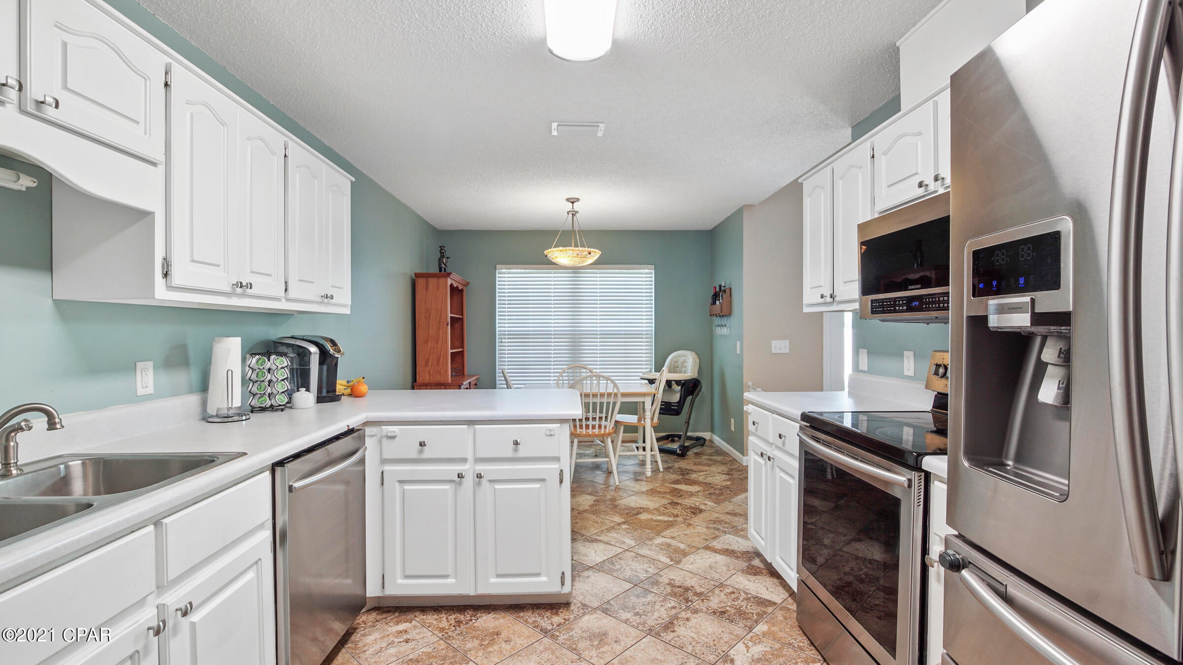 Highway 22 West Estates - Residential