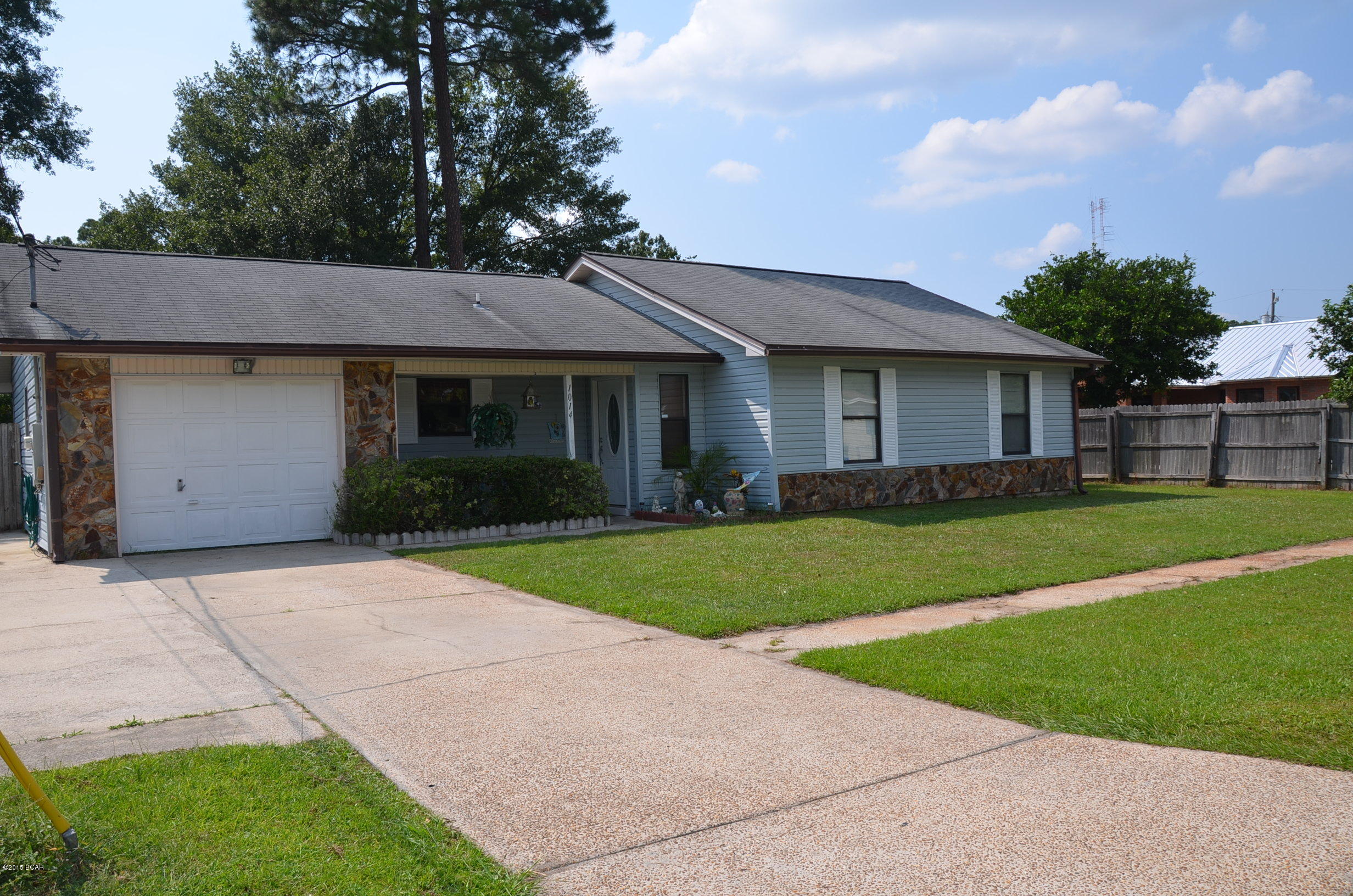 Pine Forest Est Ph 5 - Residential