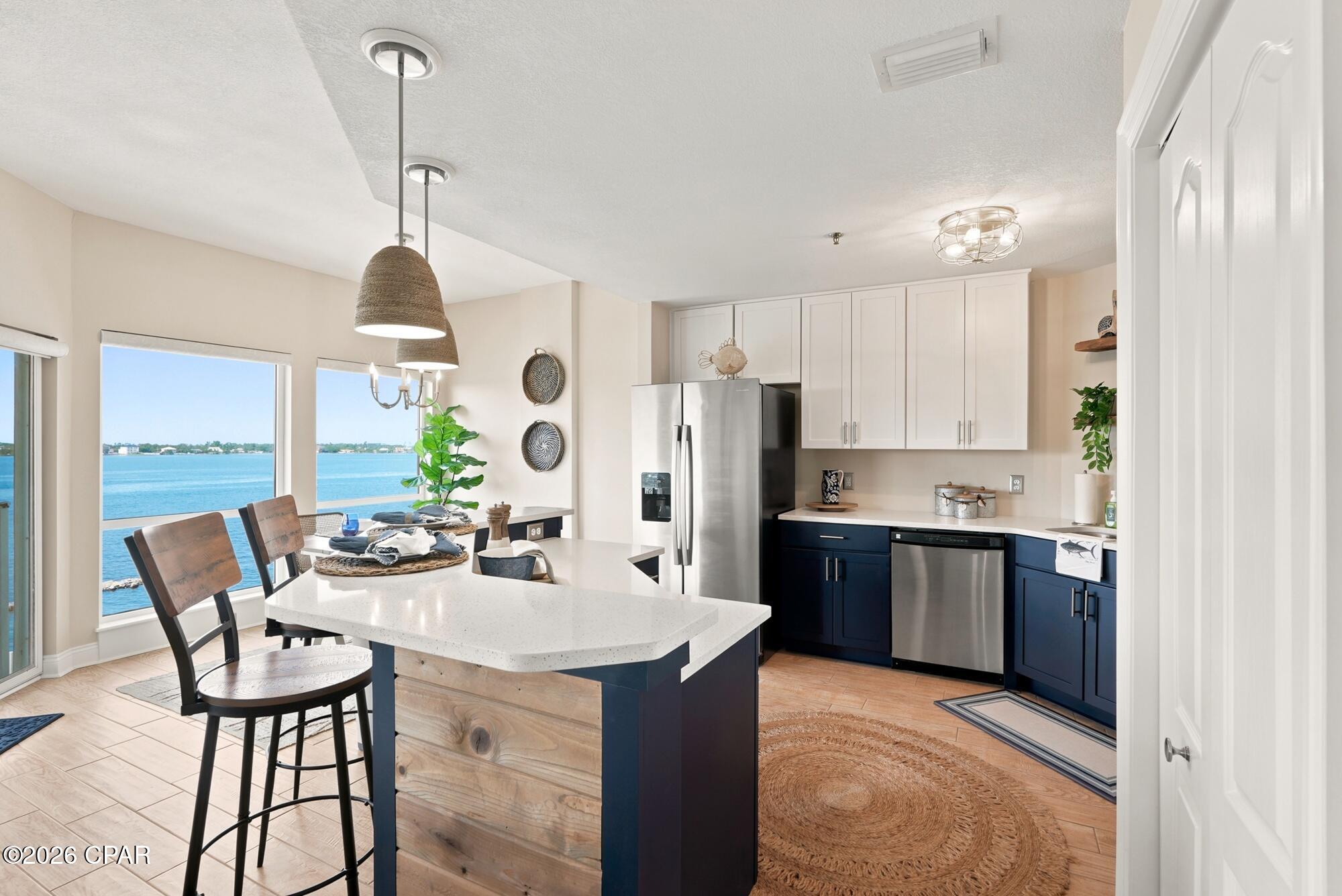 Marina Bay Condo - Residential