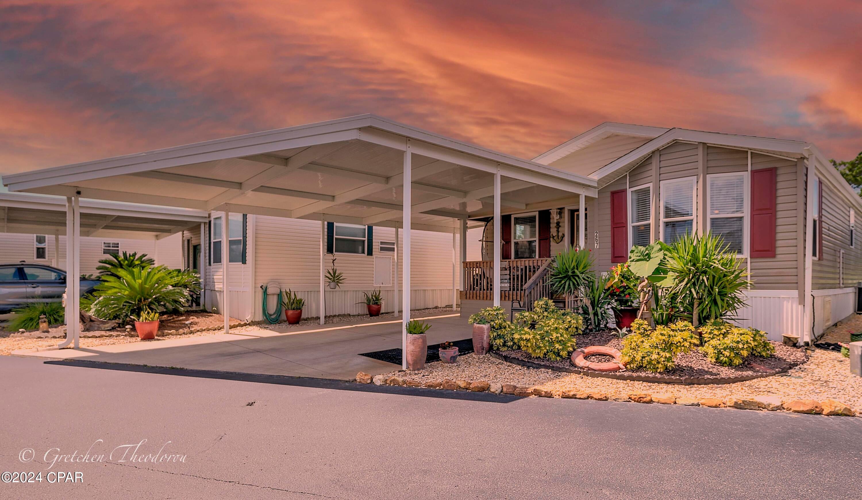 Emerald Pointe Resort - Residential