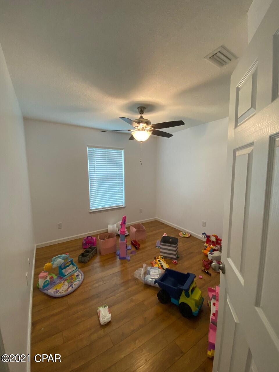 Long Point Park 1st Add - Residential Lease