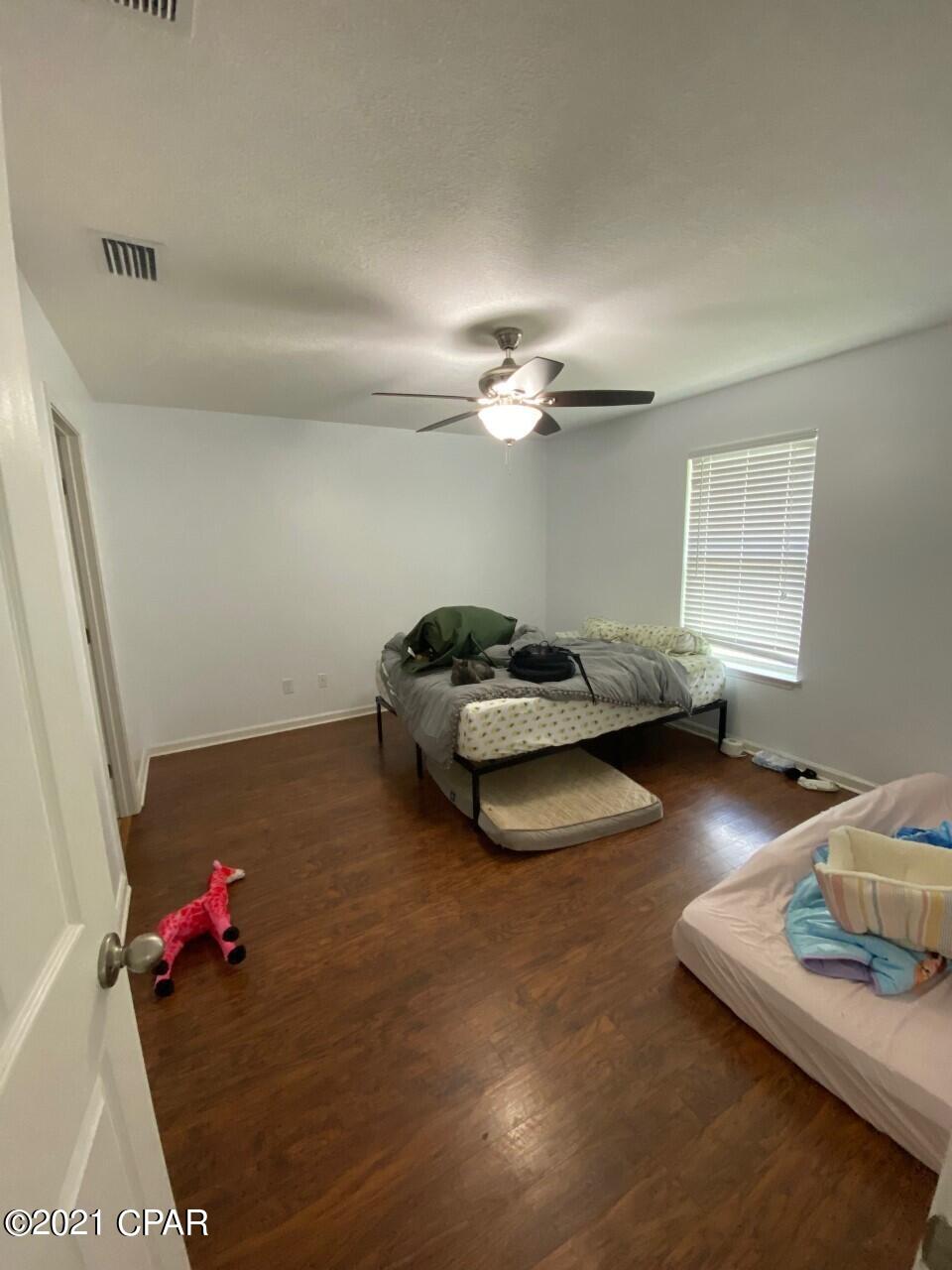 Long Point Park 1st Add - Residential Lease