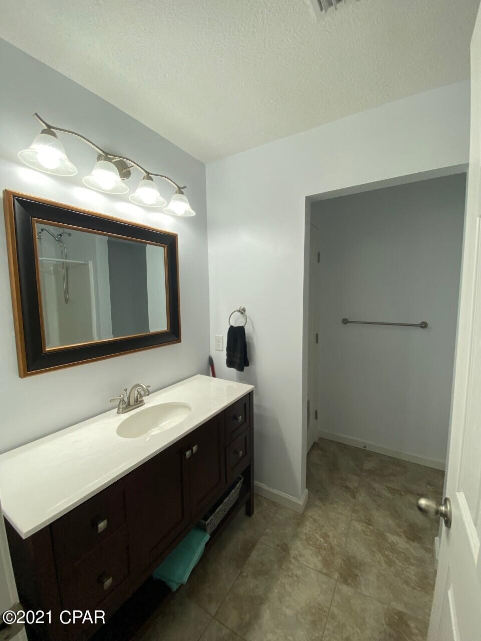 Long Point Park 1st Add - Residential Lease