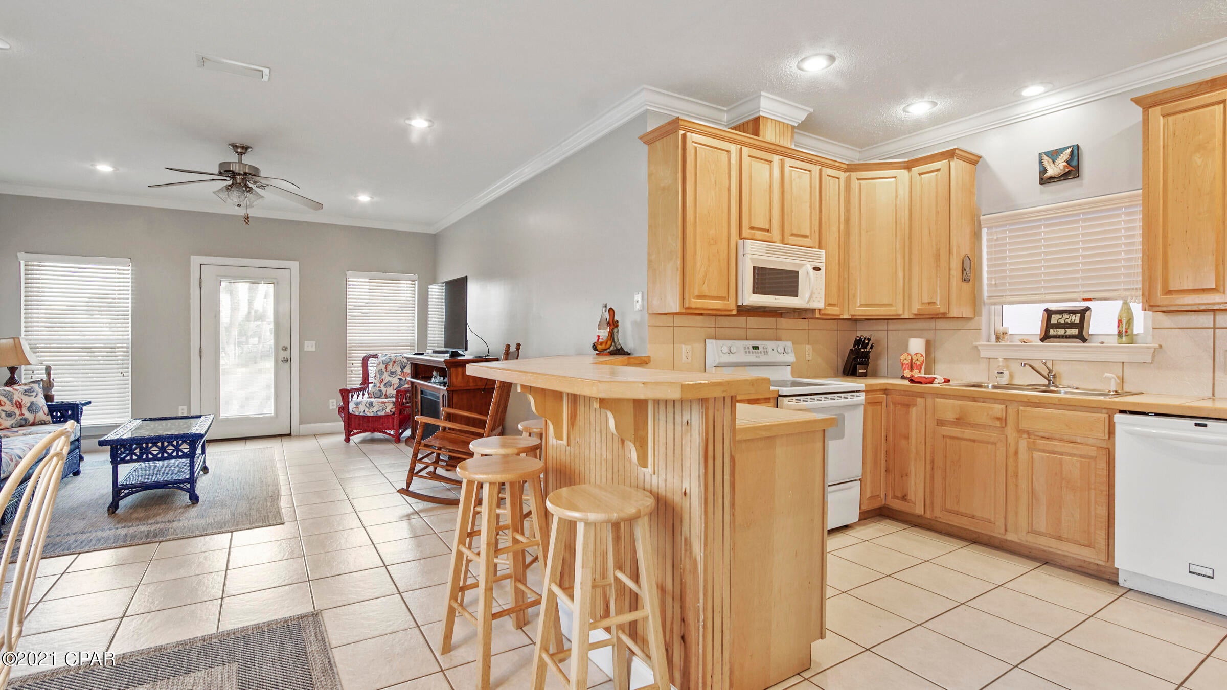 Laguna Beach Estates 2nd Add - Residential